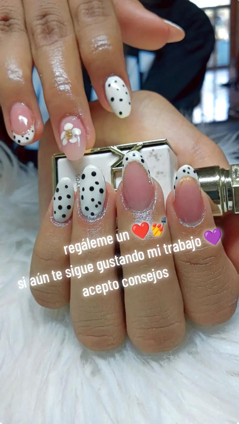 @Nails 🦋 Giselle