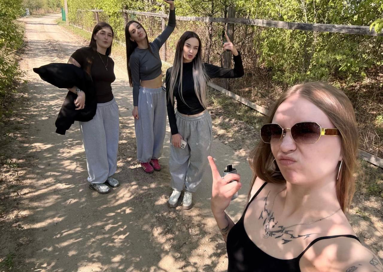 @julzz
