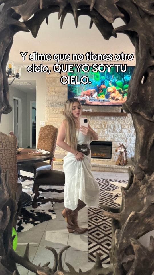 @iamvictoriav