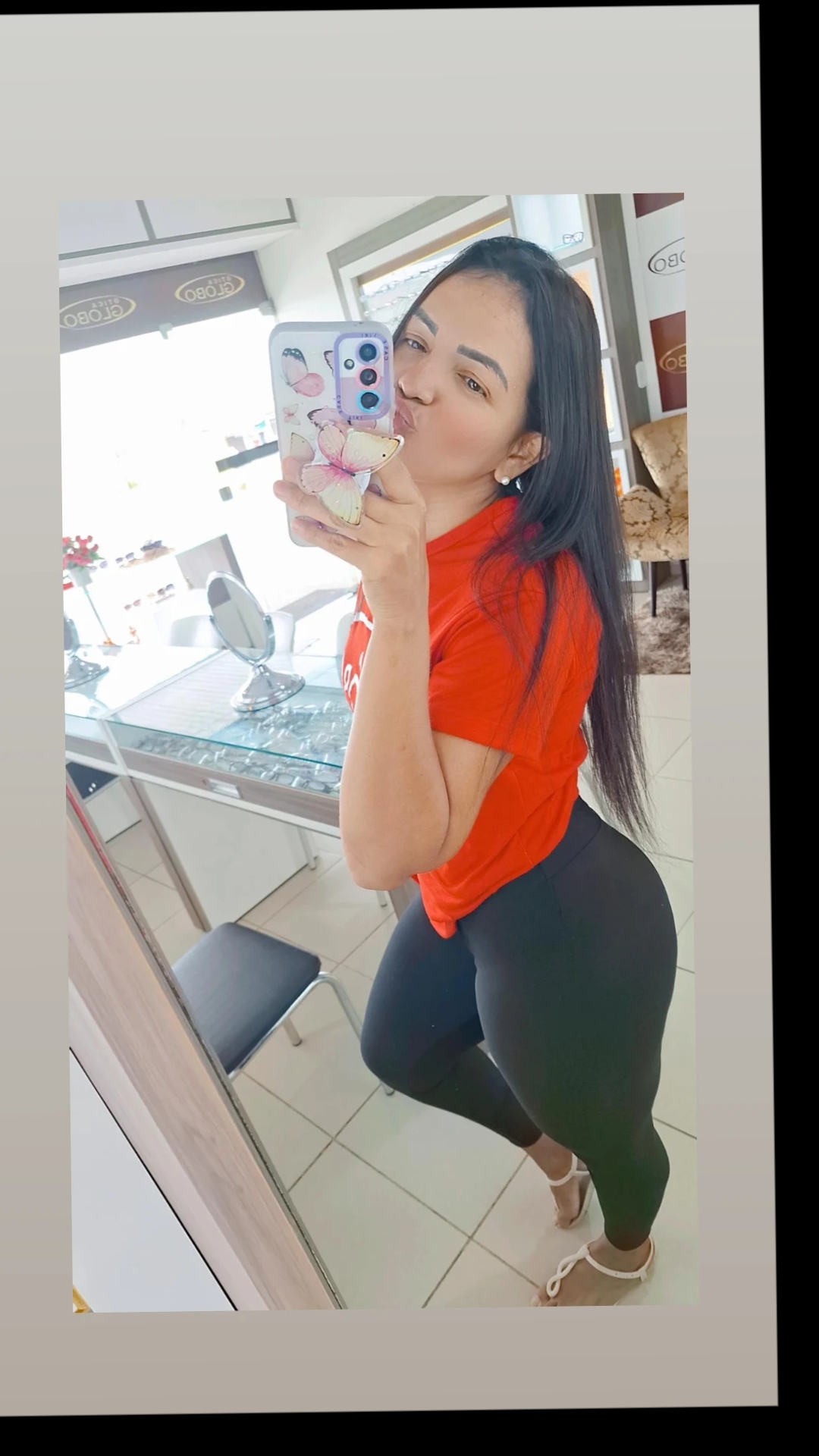 @SimoneSantos24