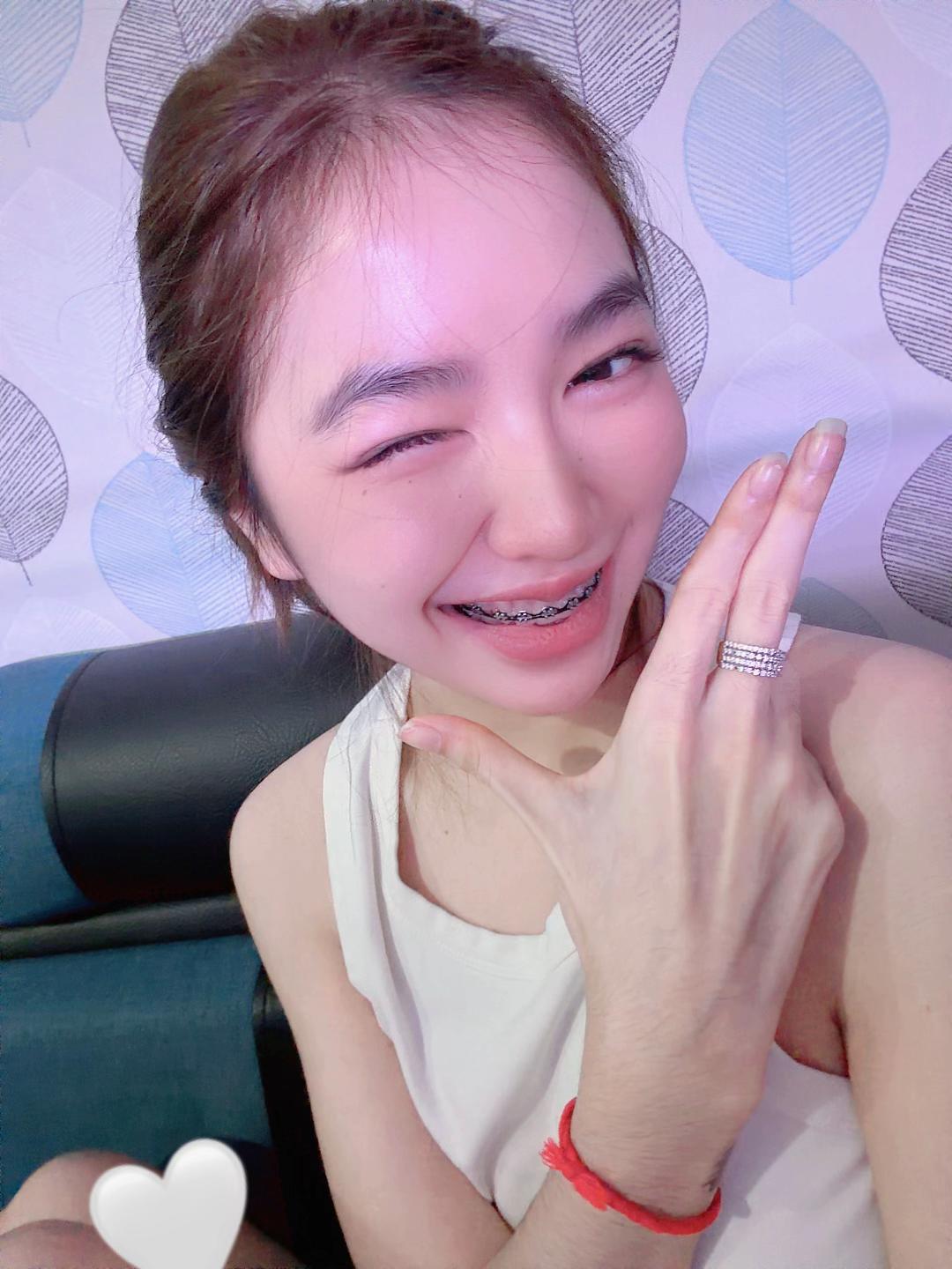 @AH JU