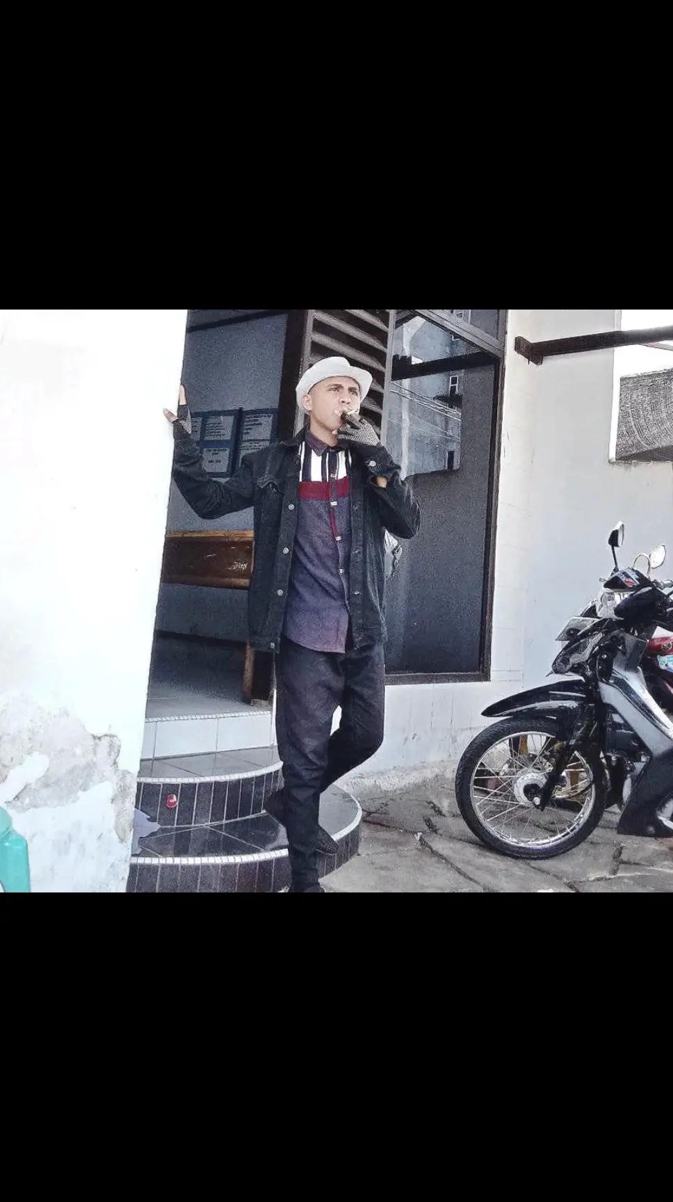 @Rhison 025🏍