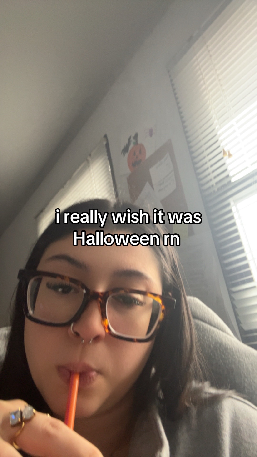 @gabriella.