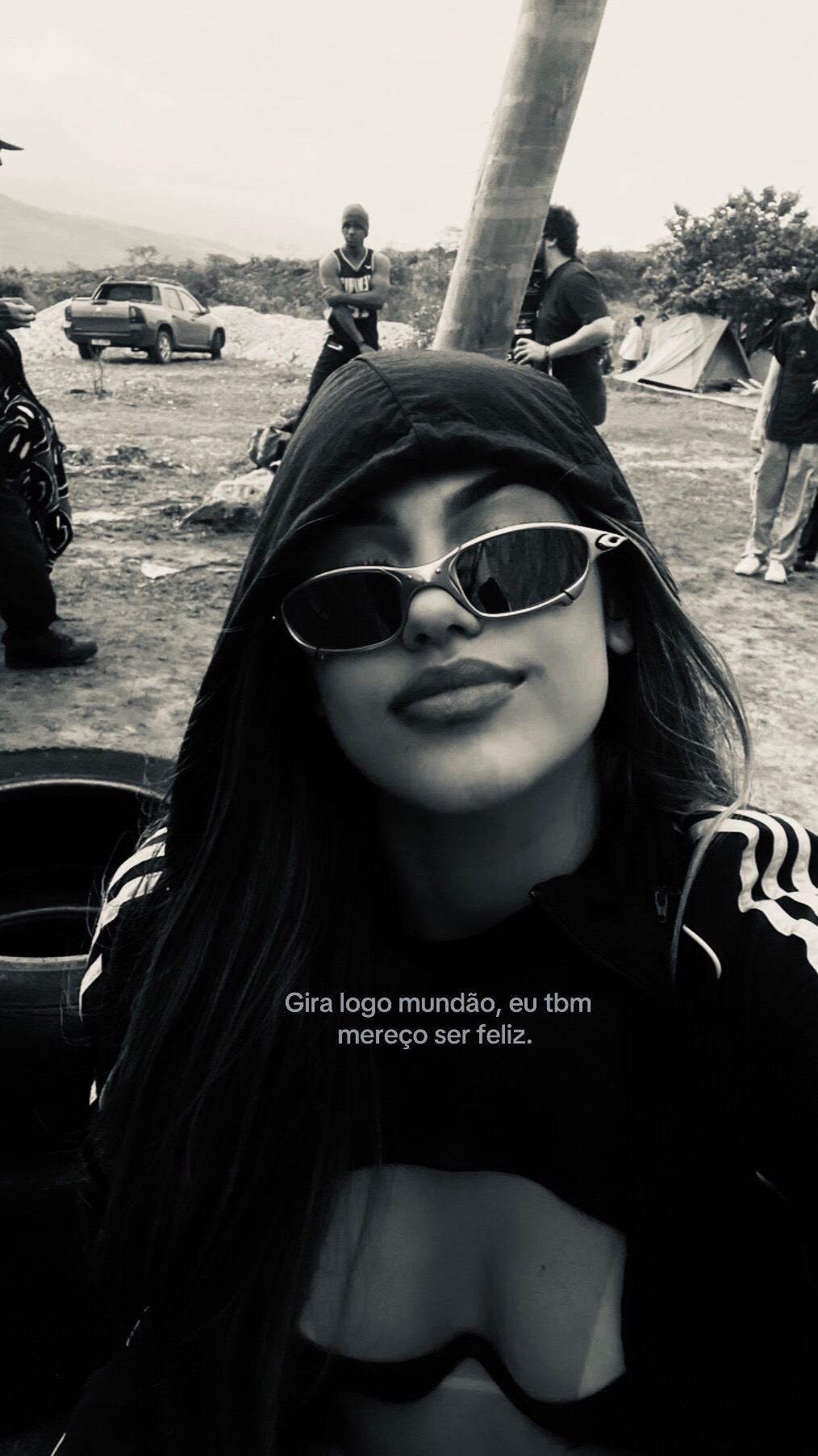 @✶