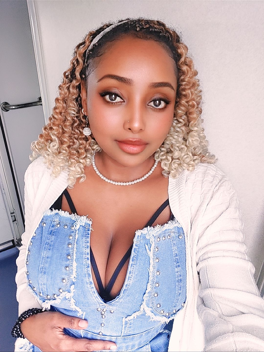 @Wanja Kay