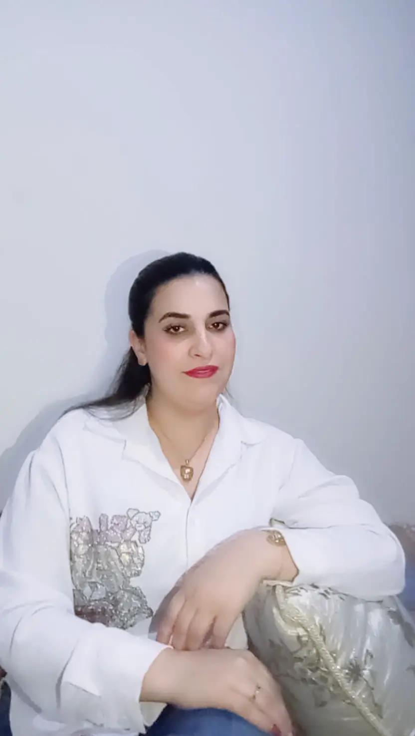 @Farah Tanger4