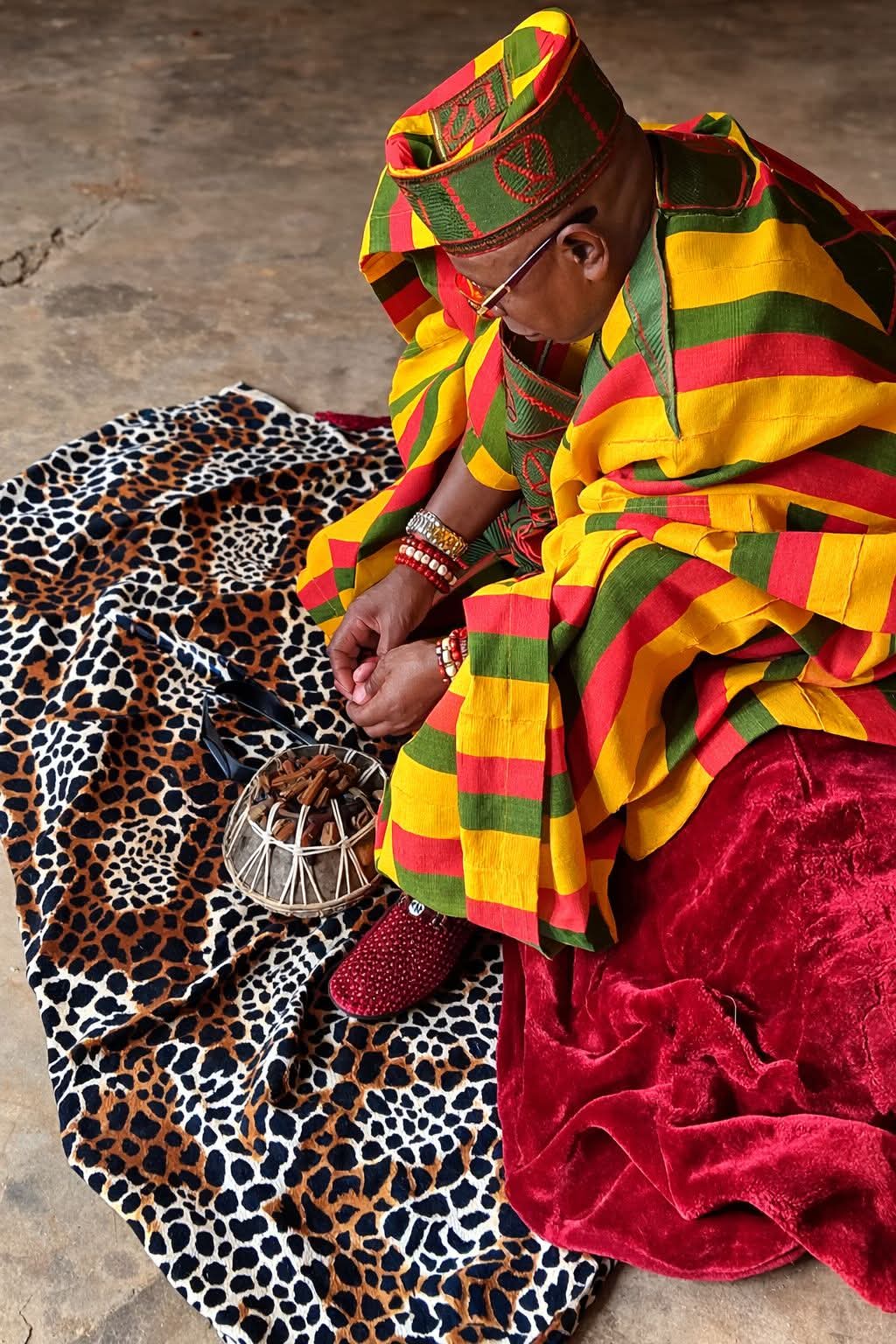 @AKURE Ol&oacute;y&egrave;mẹkun