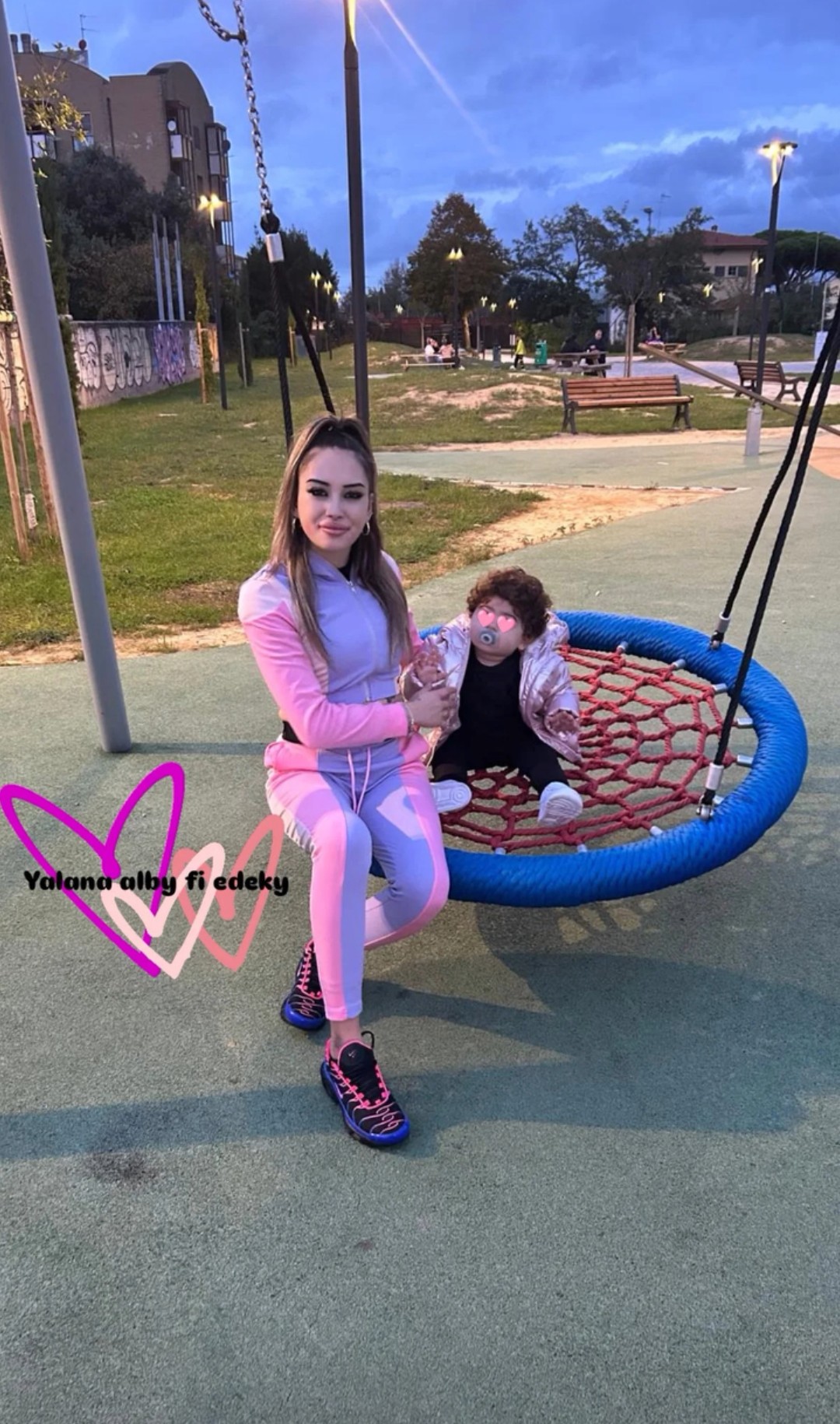 @auroraliotta__