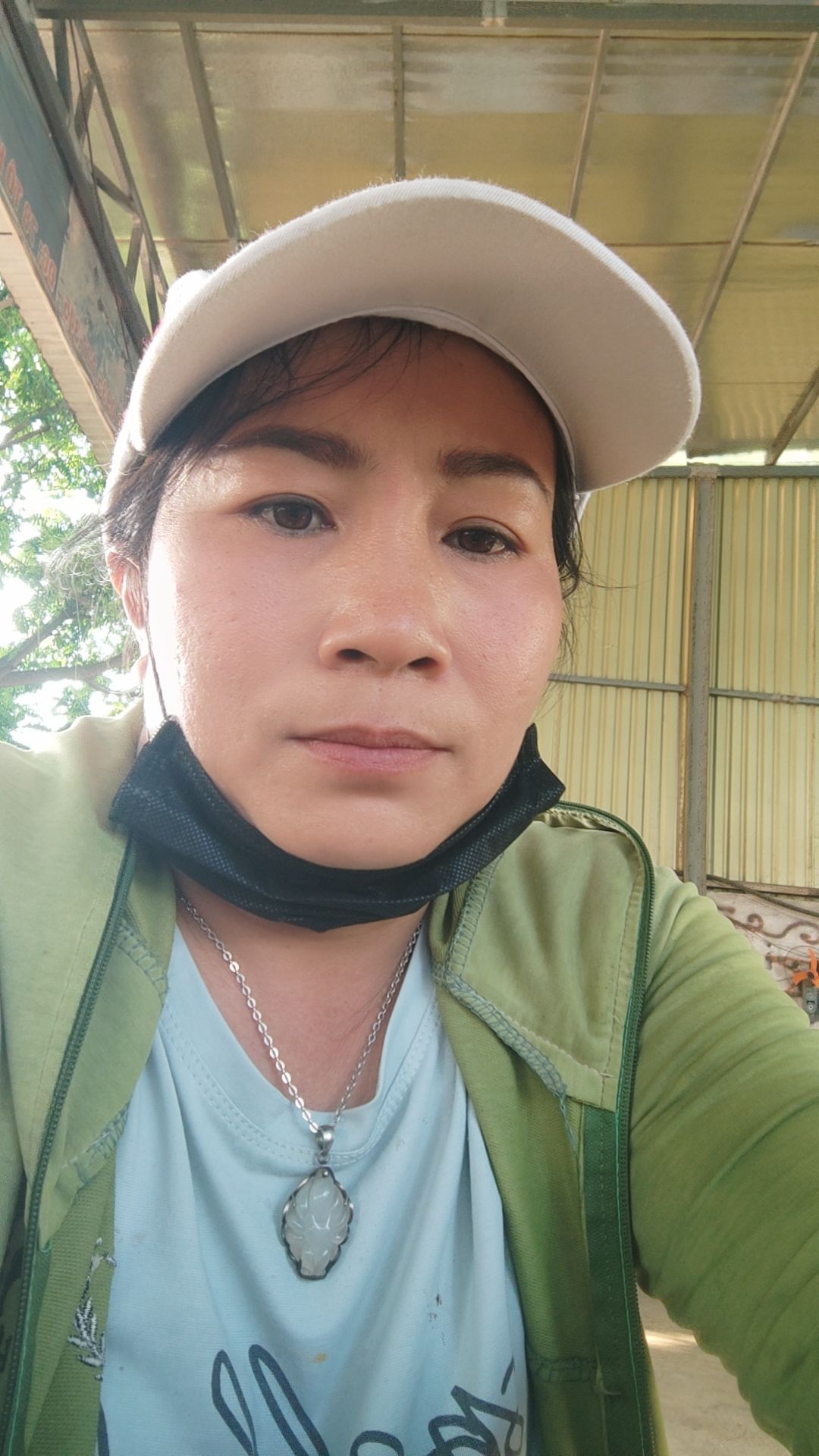 @khuyên lê