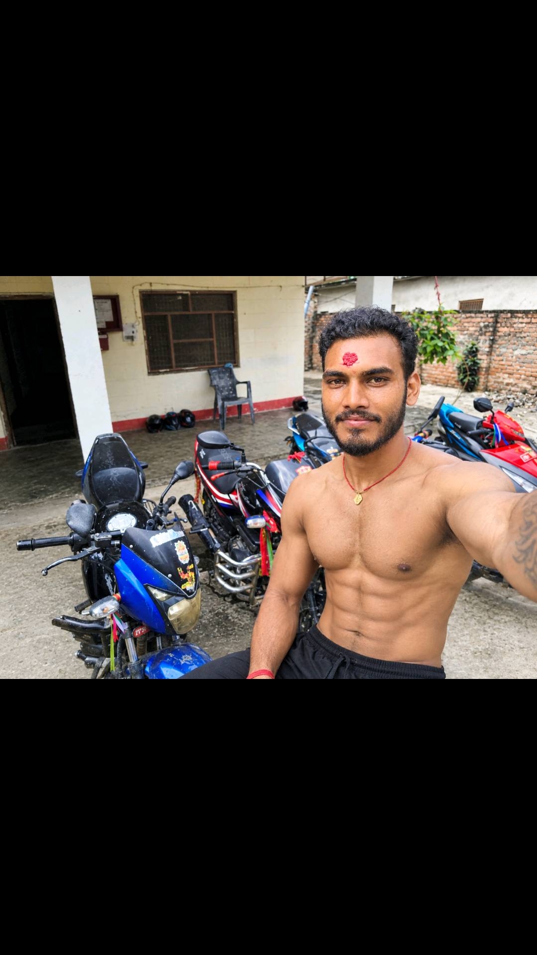 @मौर्यवन्सि🫀 बलम जि ☠️कुश्वाहा