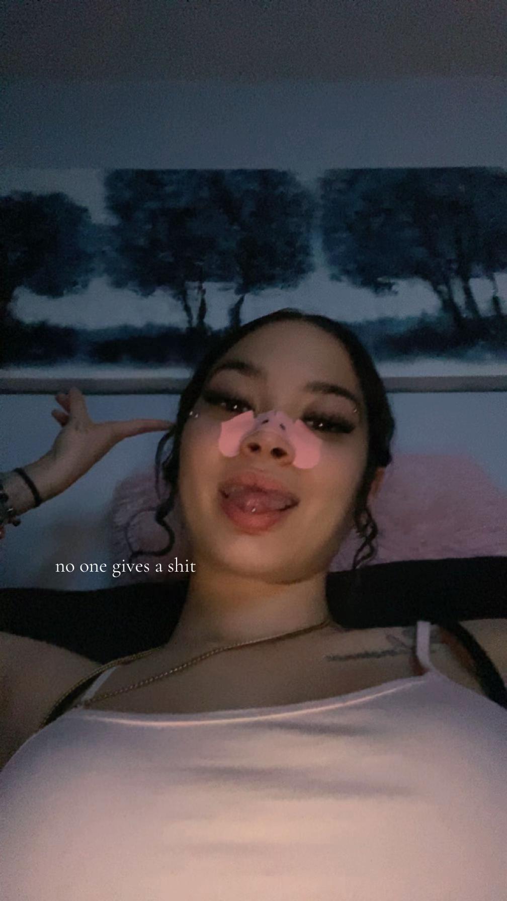 @️