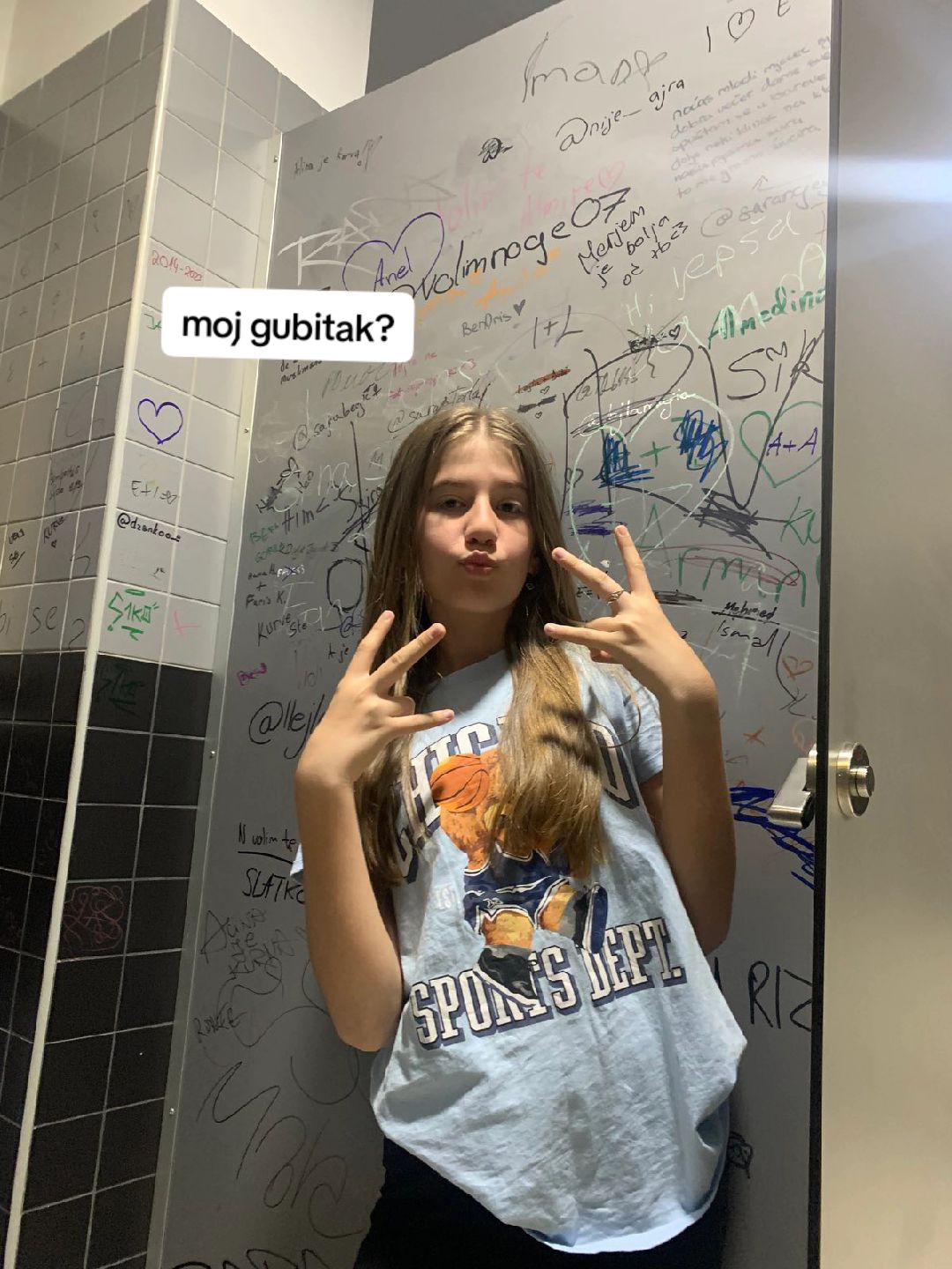 @𝖆𝖓𝖊𝖑𝖆