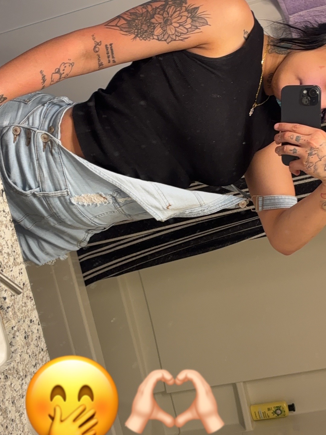 @Valentina