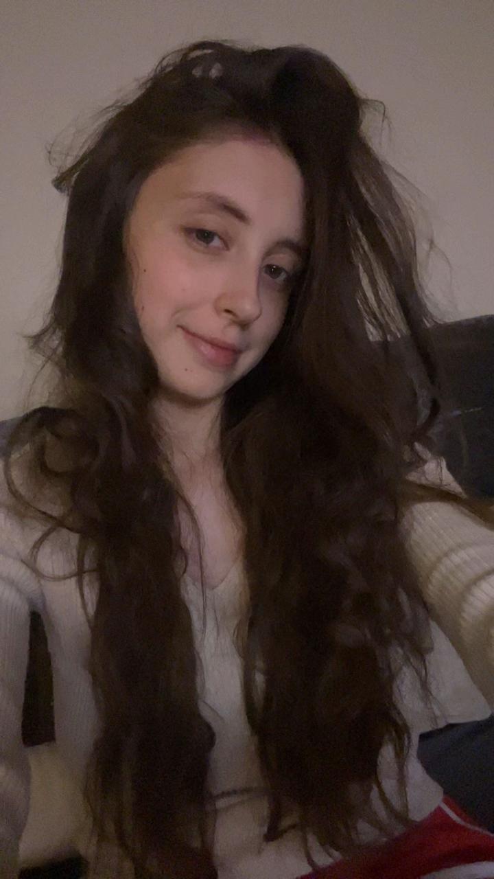 @Gabichloxo._