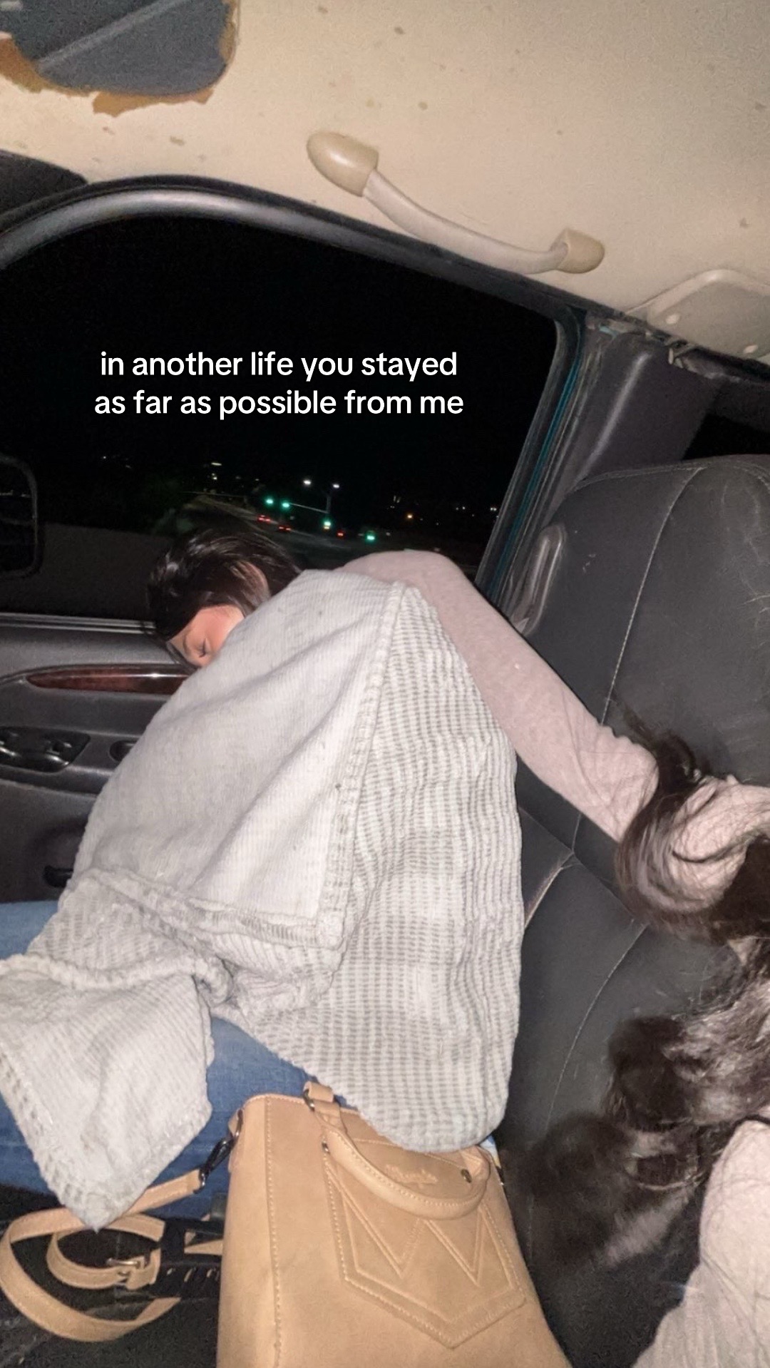 @L O N