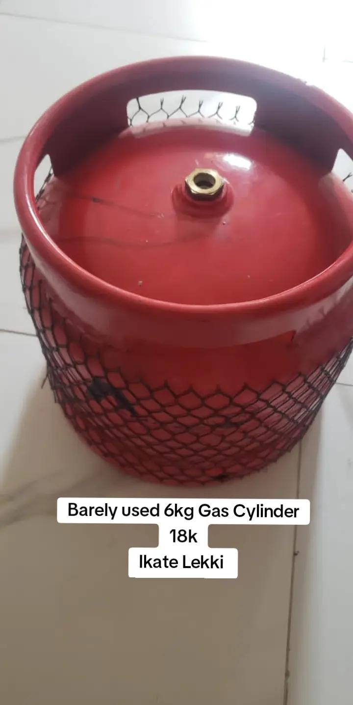 @DECLUTTER IN LAGOS