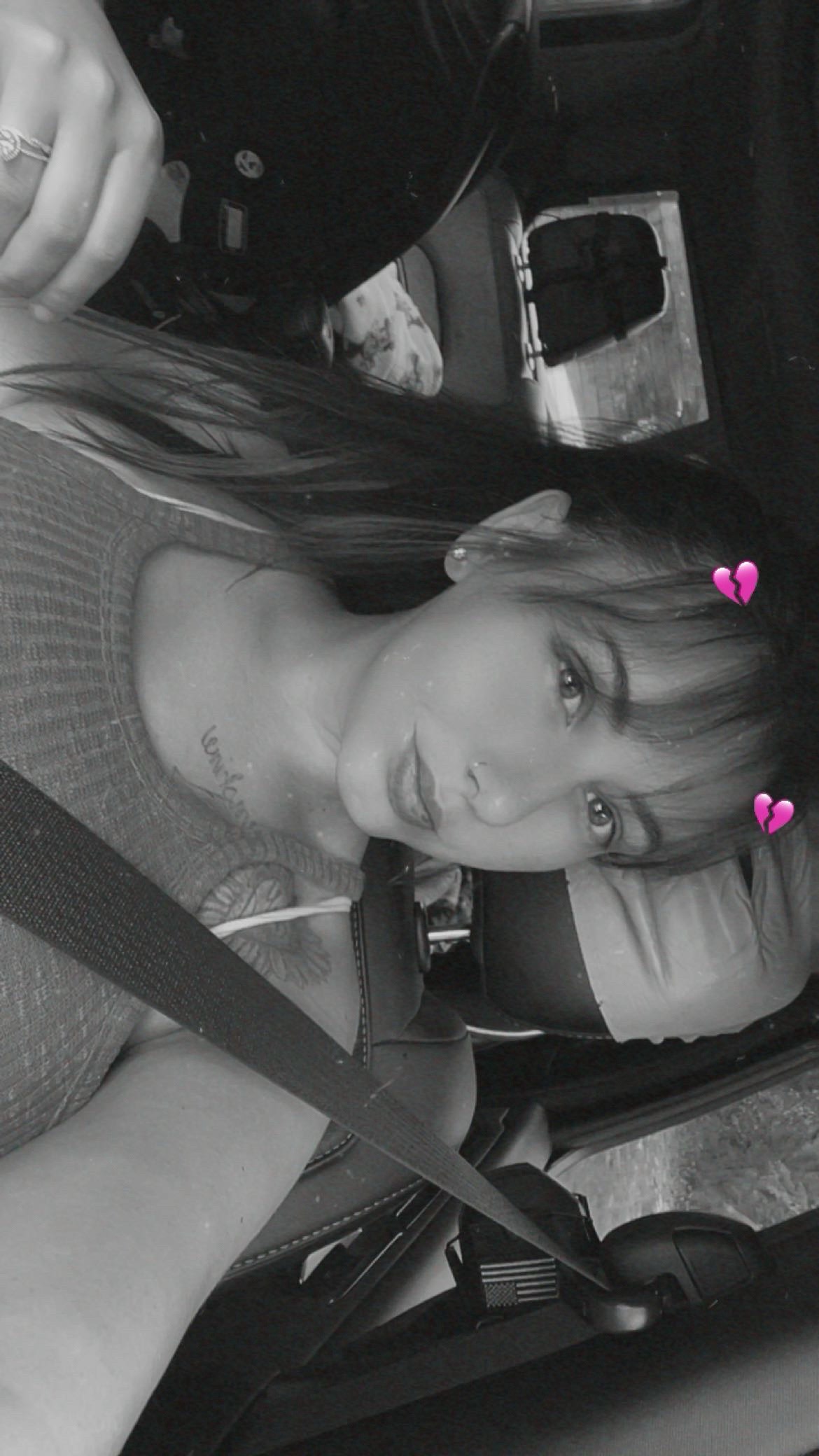 @AshleyDenay