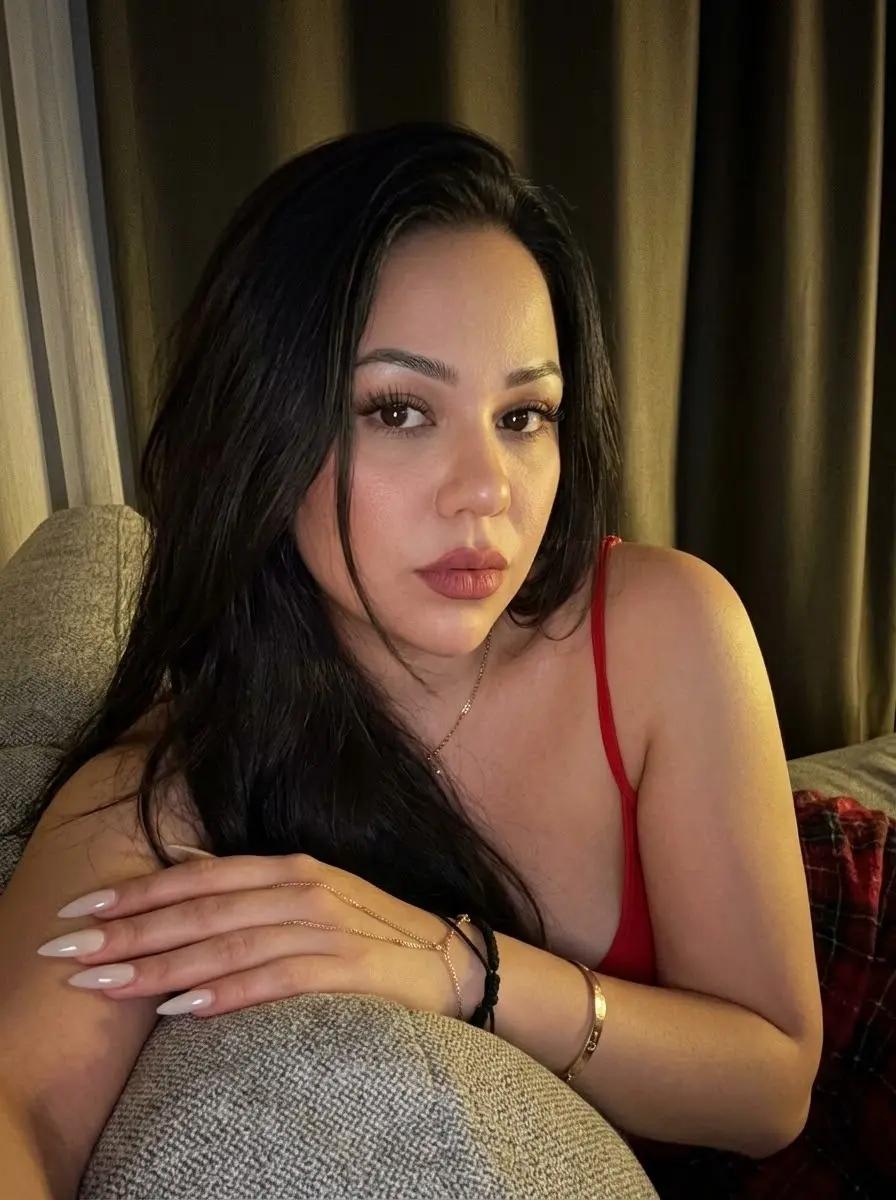 @Pᥲᥙᥣιᥒhᥲ♡〬͜𝐀𝐈 𝐂𝐫𝐞𝐚𝐭𝐨𝐫