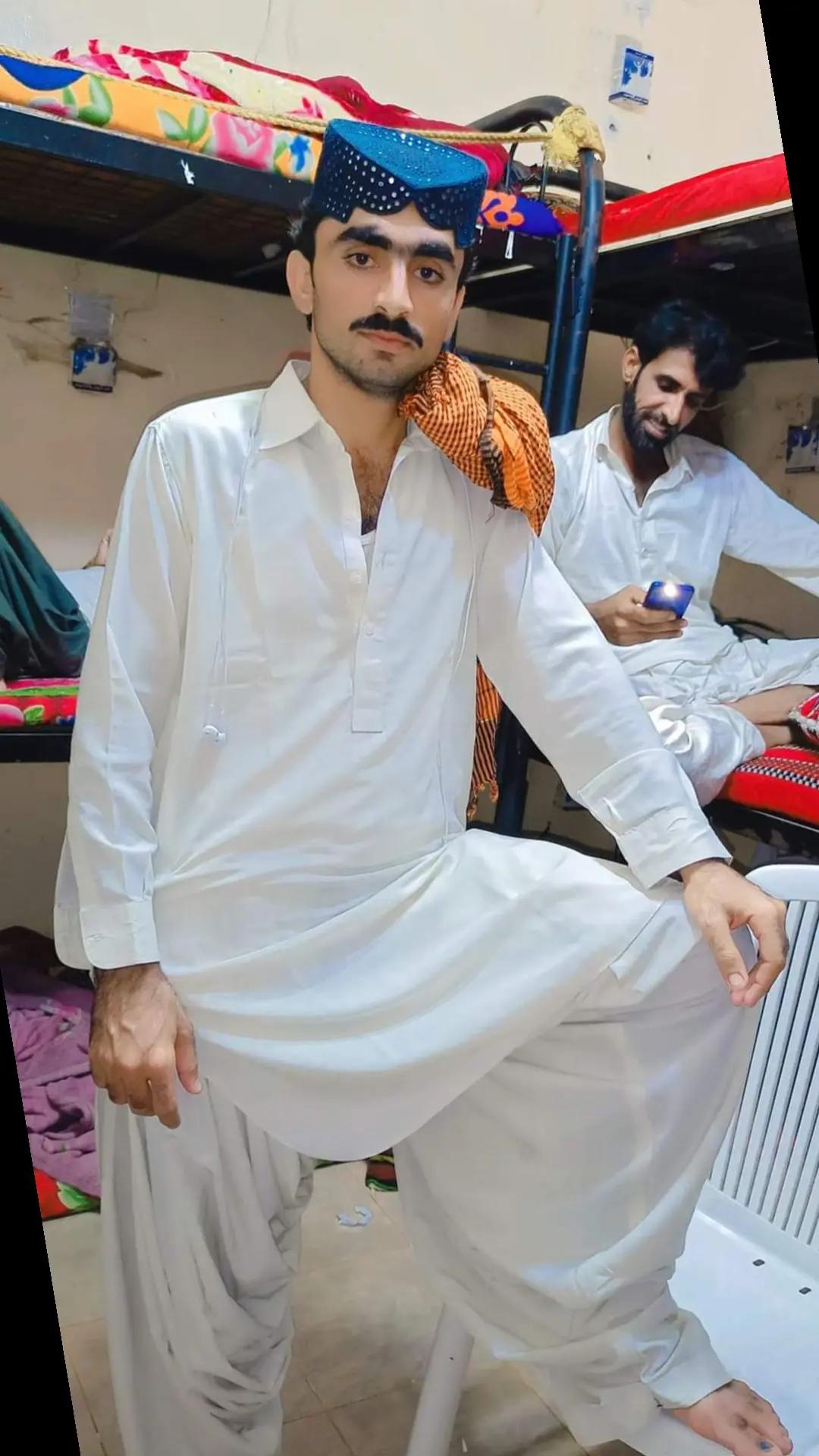 @🇦🇪✈️🇵🇰کنگ بوس سرور جکرانی