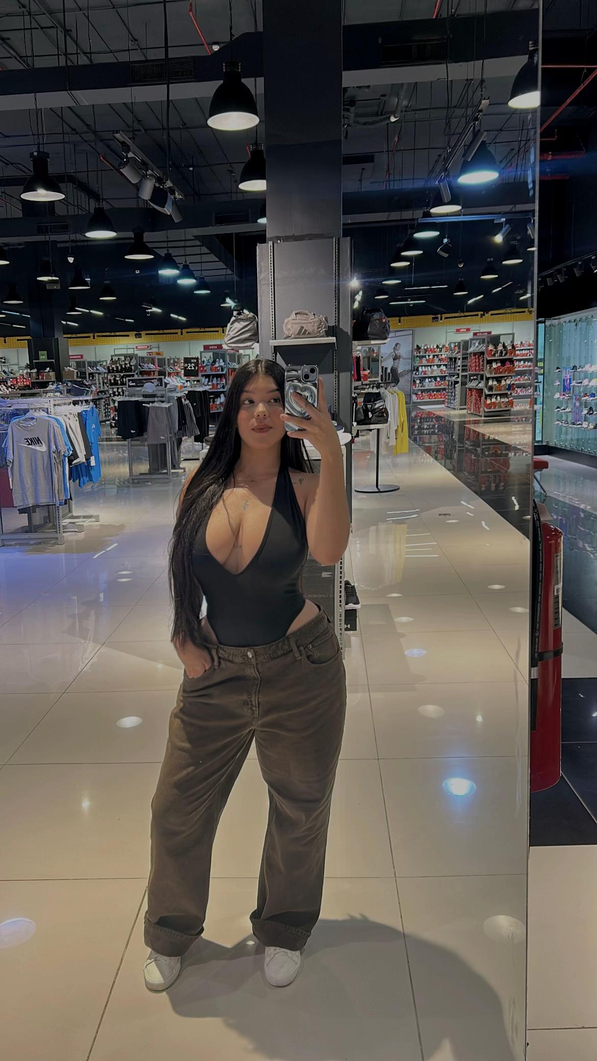@Valentina Michelle
