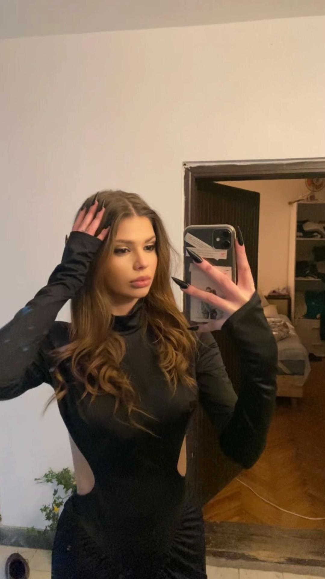 @Сара
