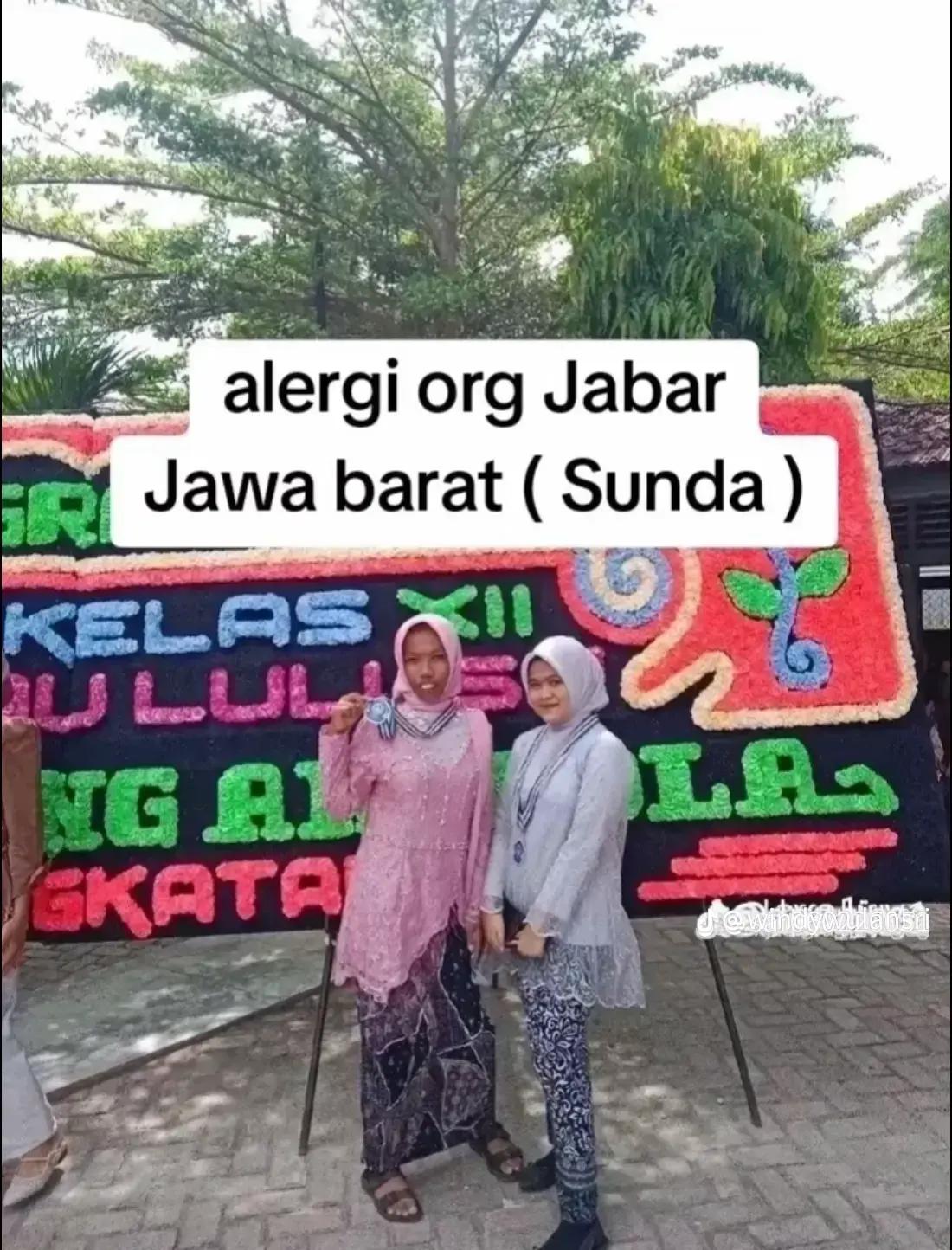 @Panggil aja Ateu.cha