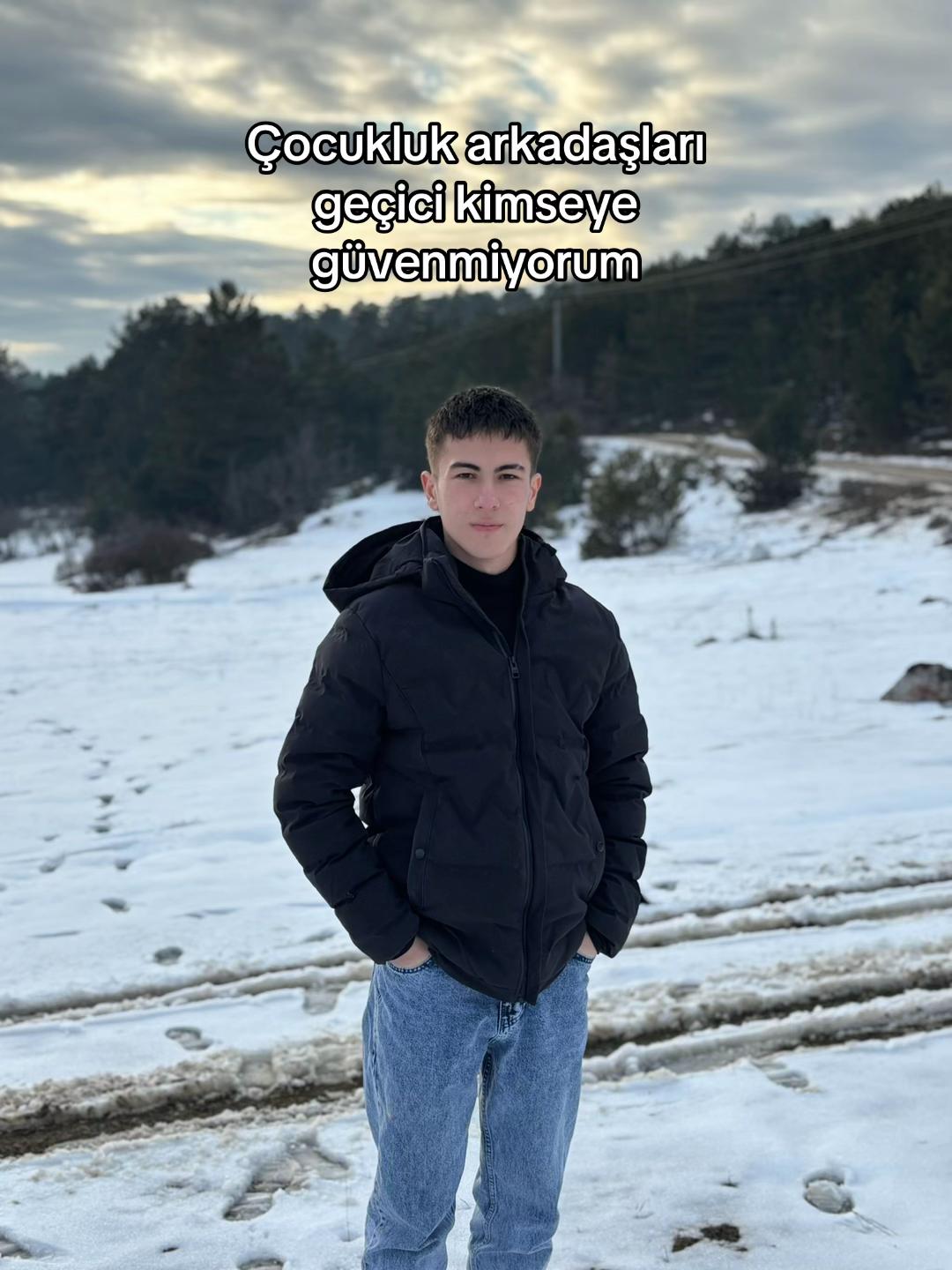 @ES