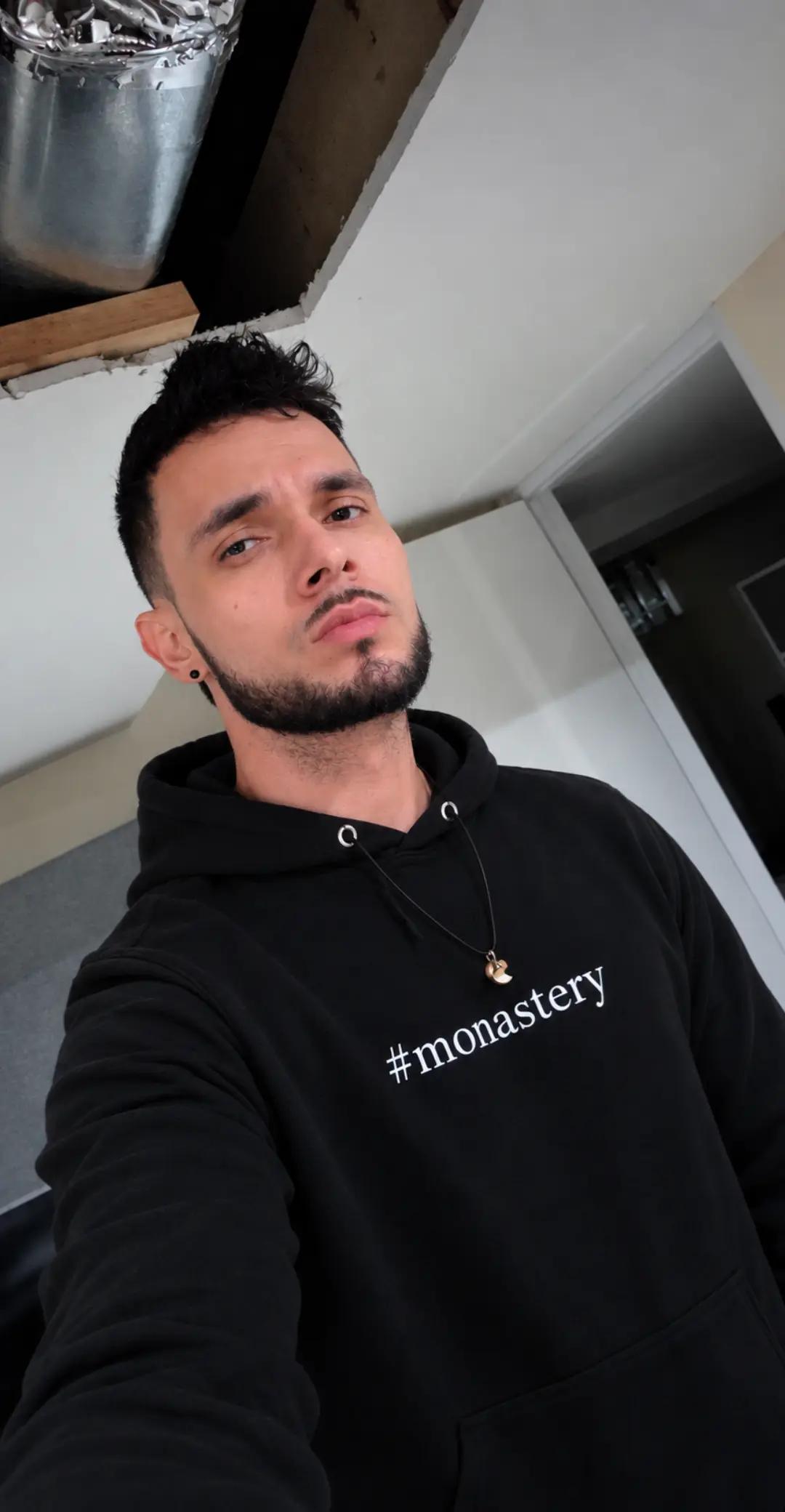 @langarox🇨🇴