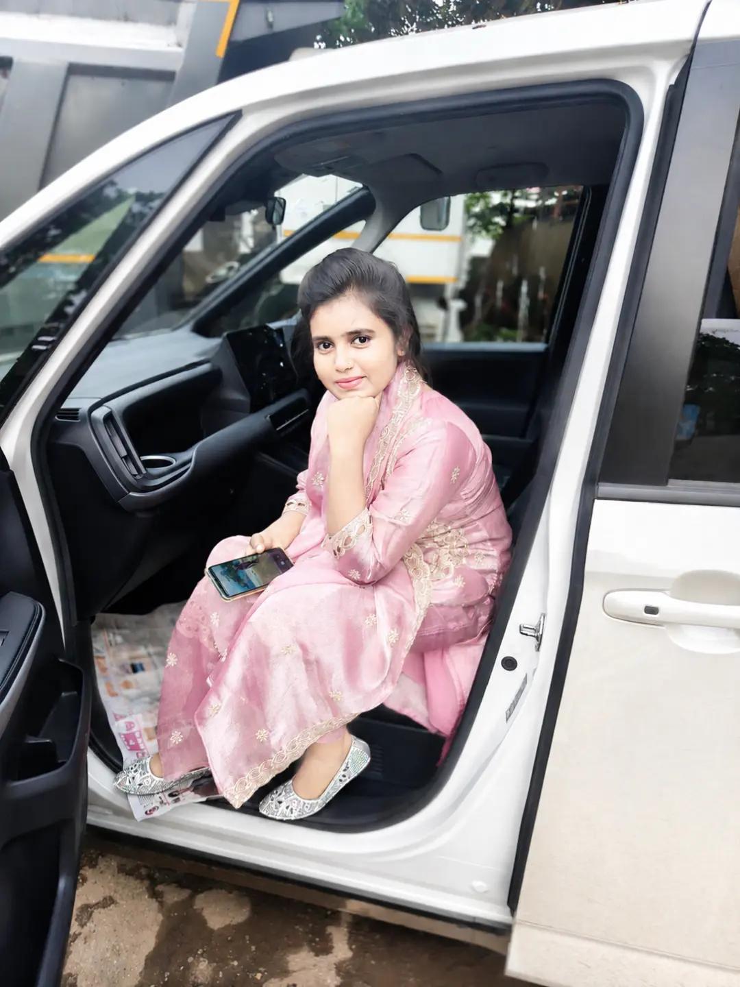@বাগেরহাটের মিষ্টি মেয়ে ঊর্মি