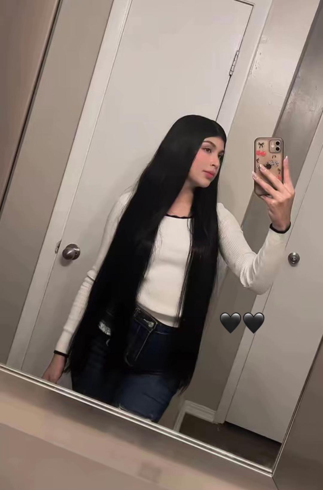 @Vivi🍒👹🖤🎀