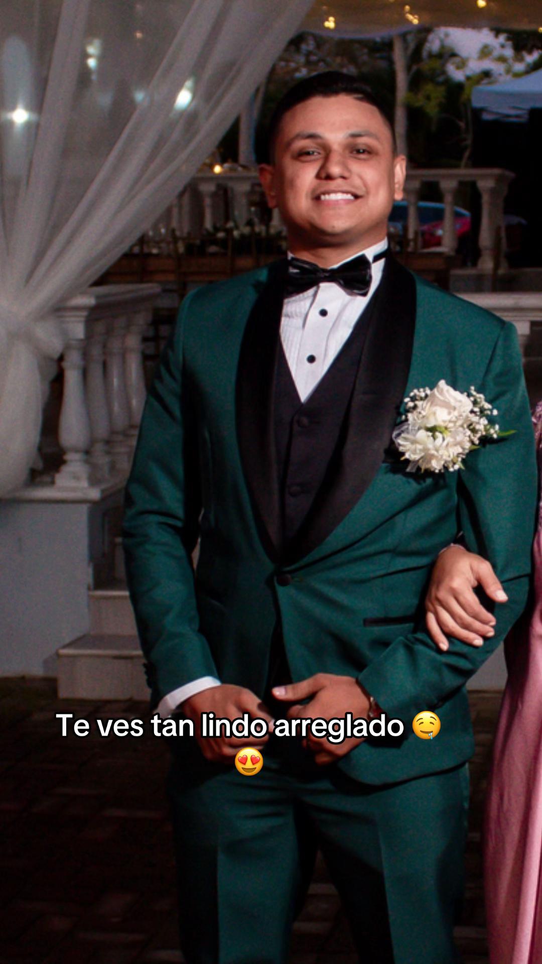 @Laura Salgado🩵
