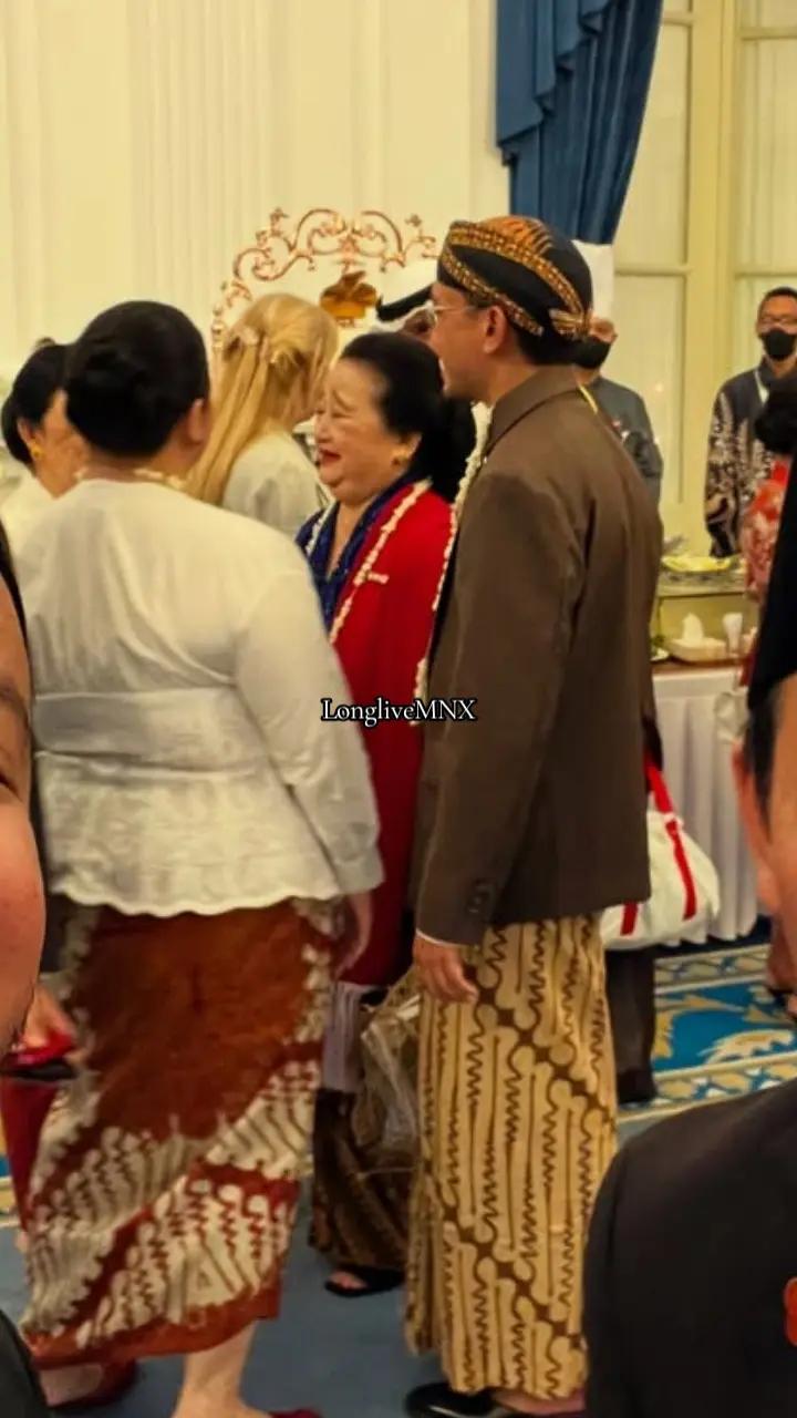 @AYOEK