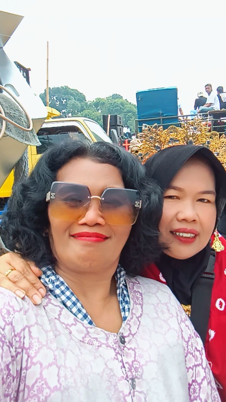 @Mak Krombong