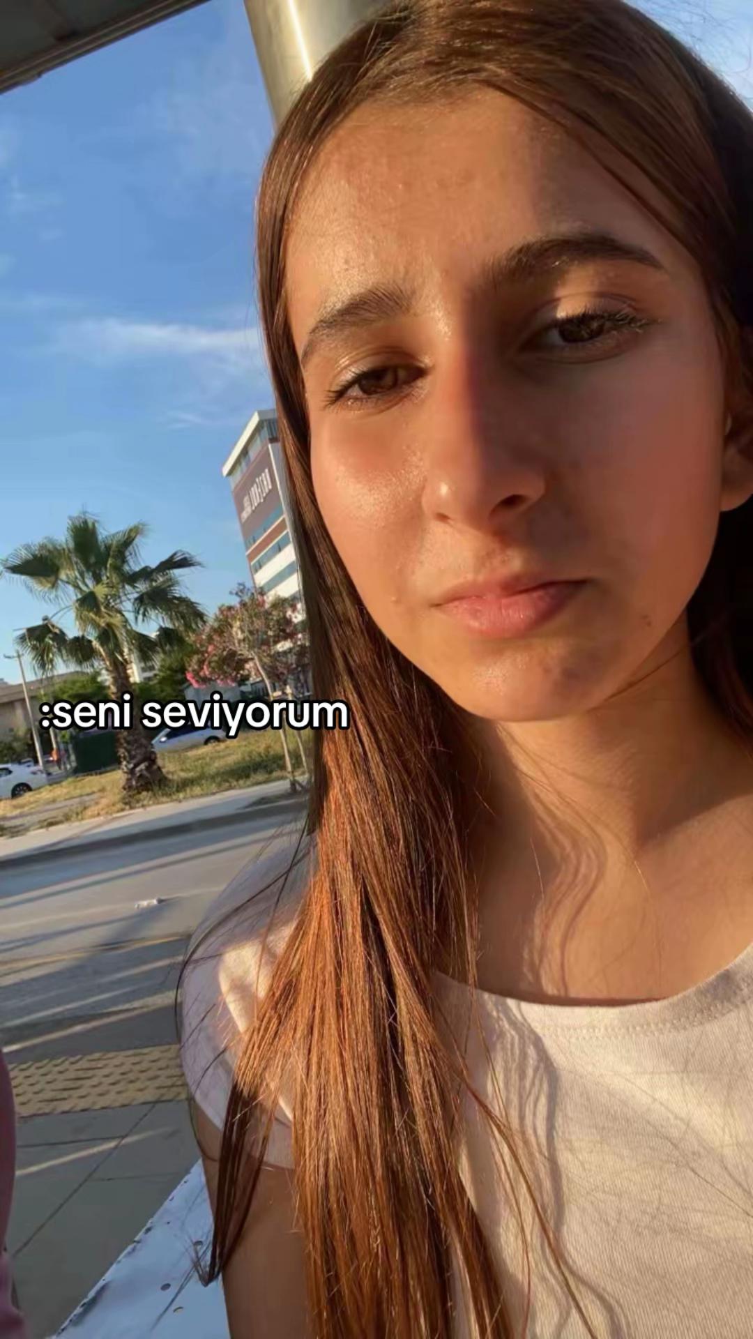 @Afra9️⃣