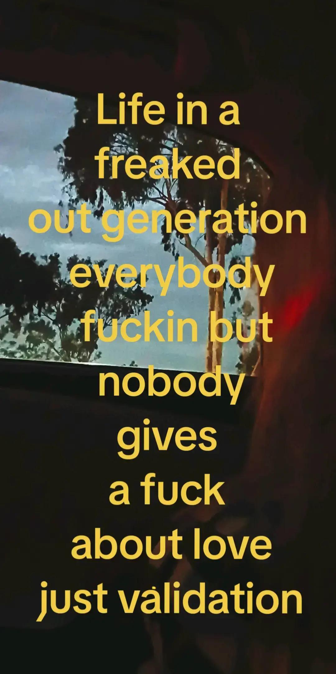 @⃟