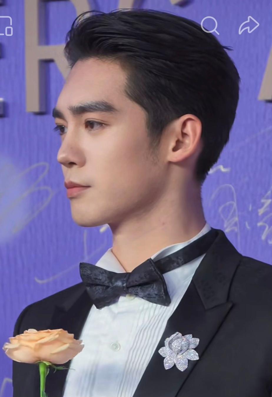 @𝙔𝙎.