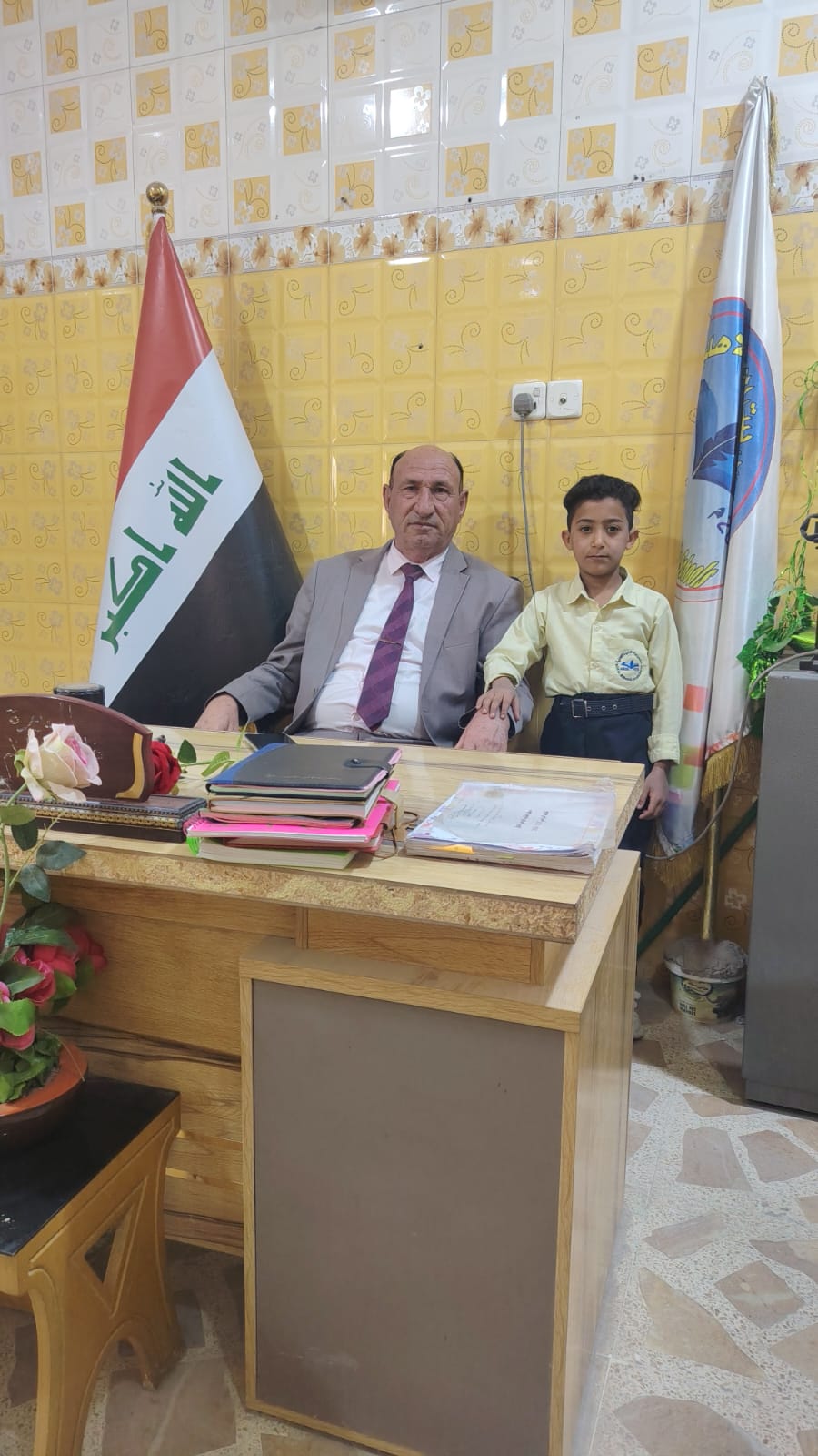 @الاستاذ علي الصرايفي