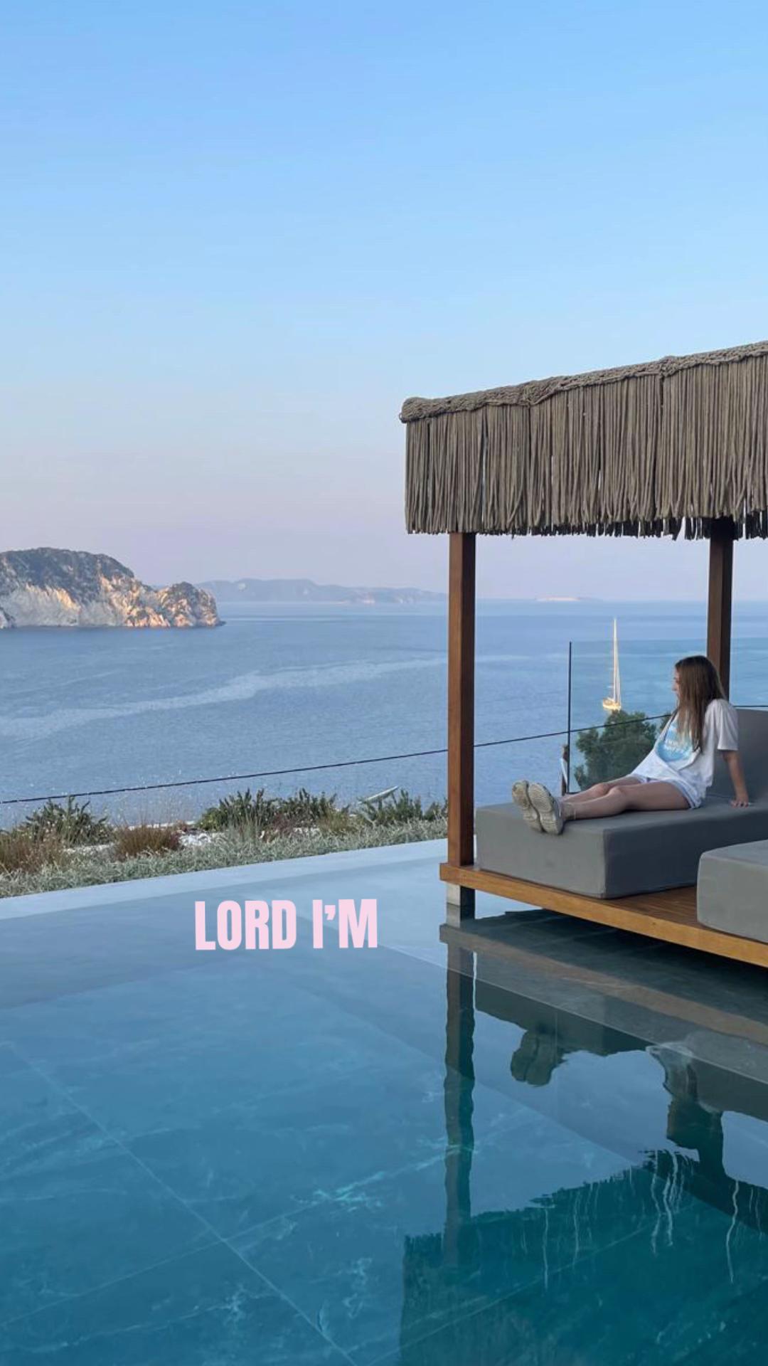 @𝐢𝐦𝐦𝐲🦦
