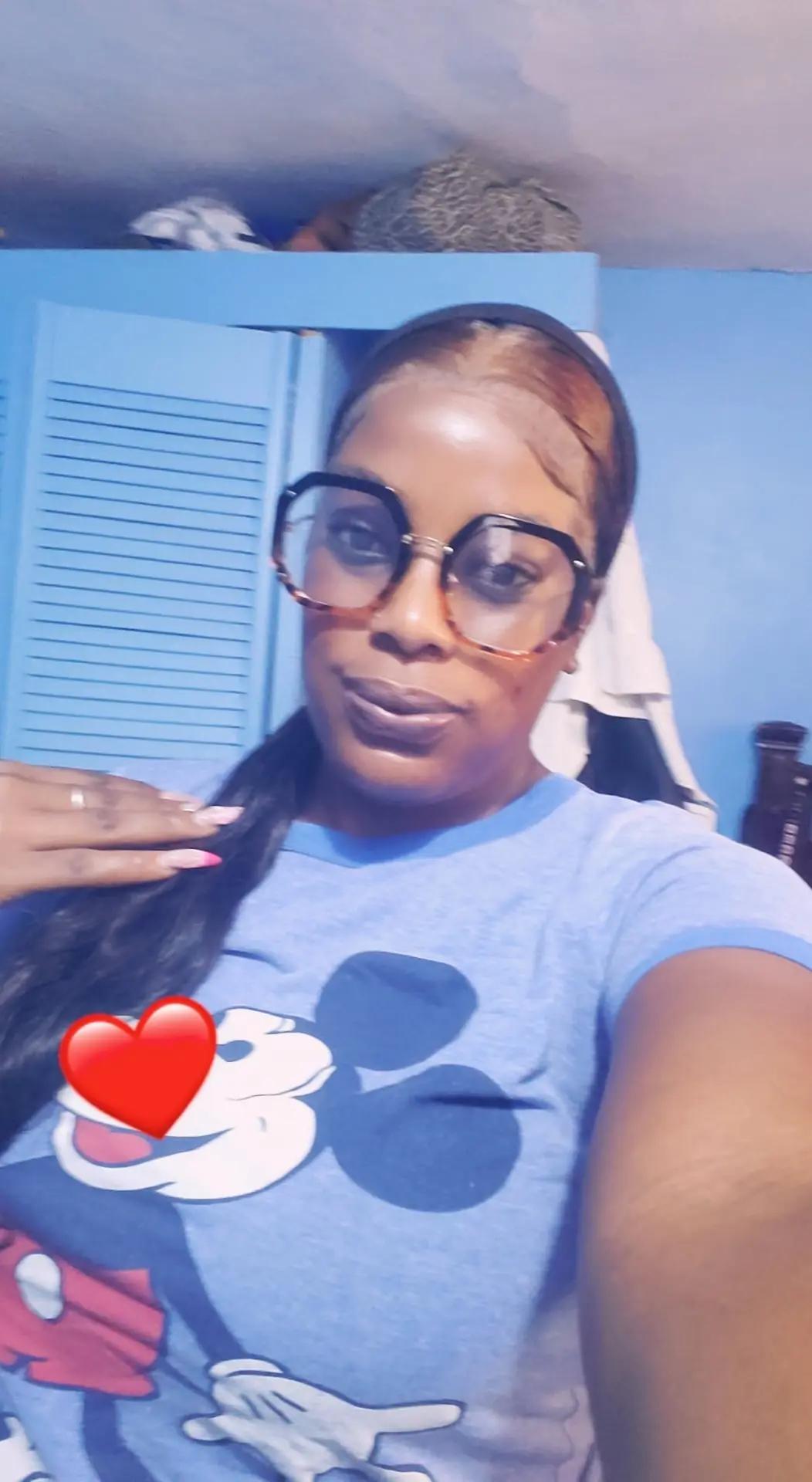 @Caribbean girl🇰🇳