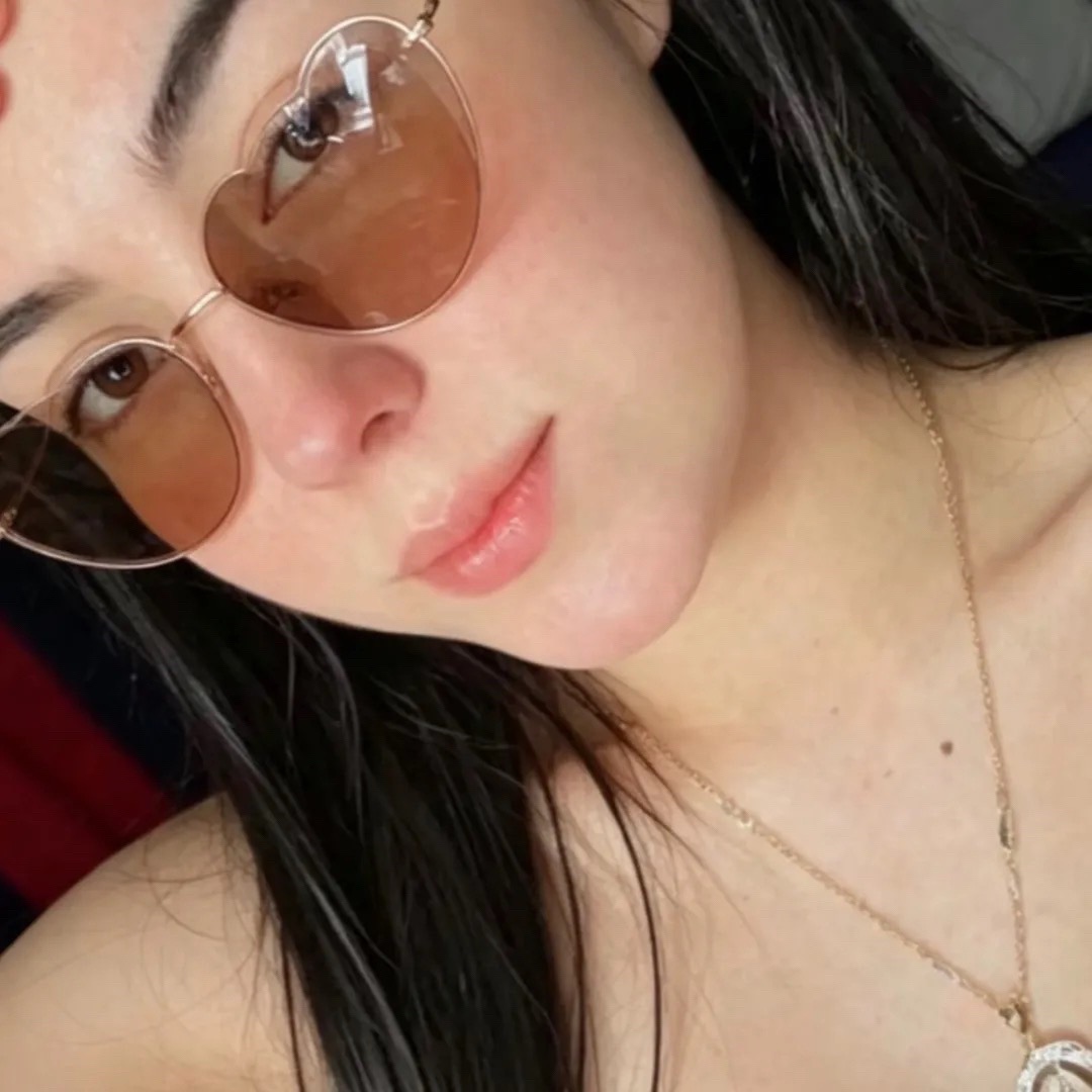 @️ ️Velinda