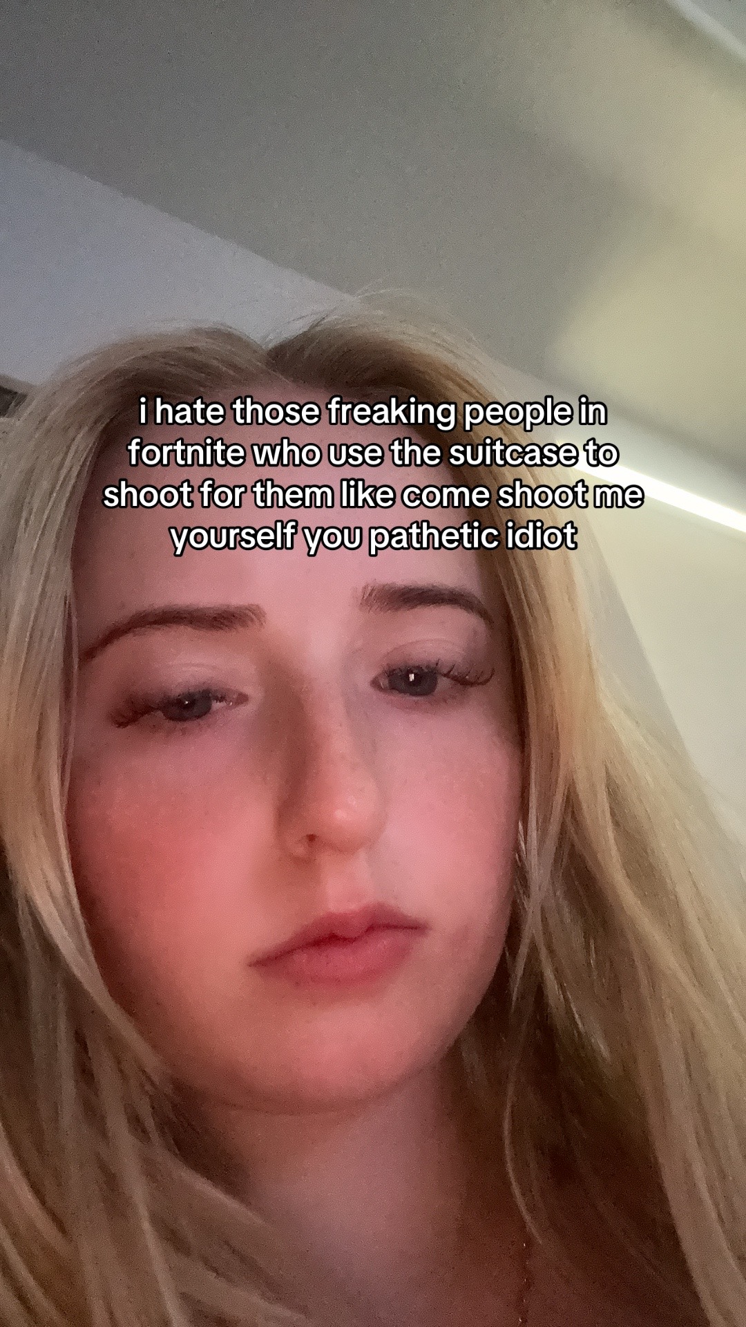 @ANNA RANDONE