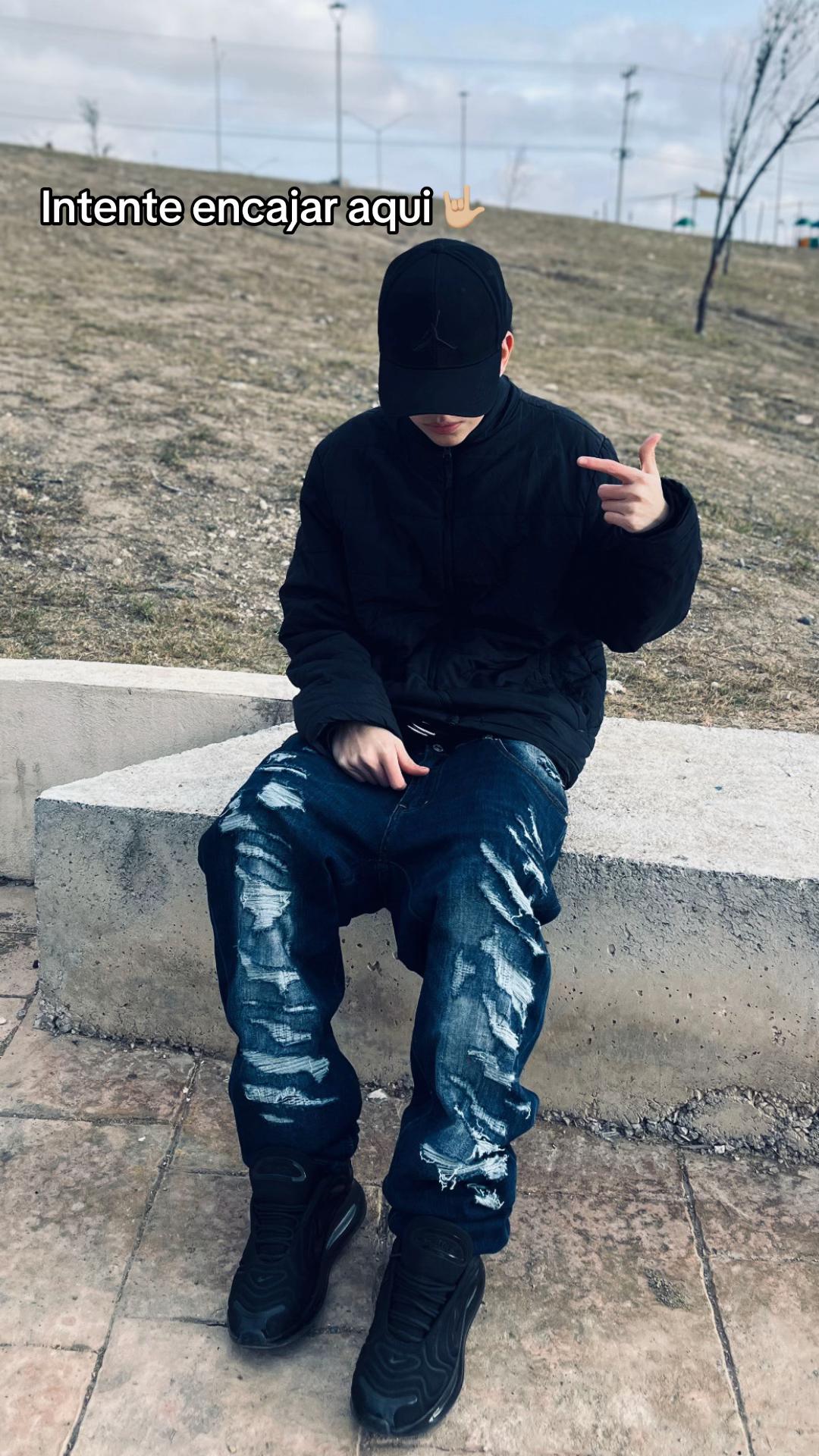 @𝓡𝓪𝓶𝓲𝓻𝓮𝔃.