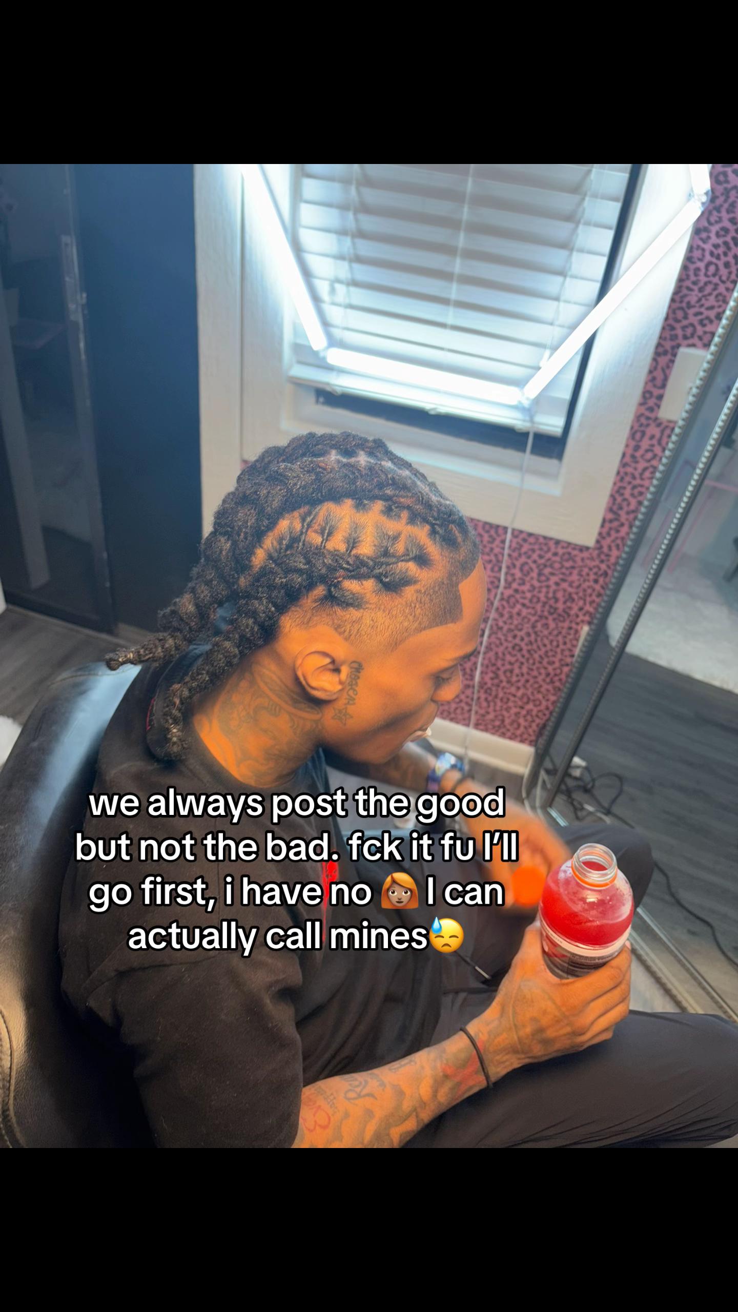 @🦹🏽
