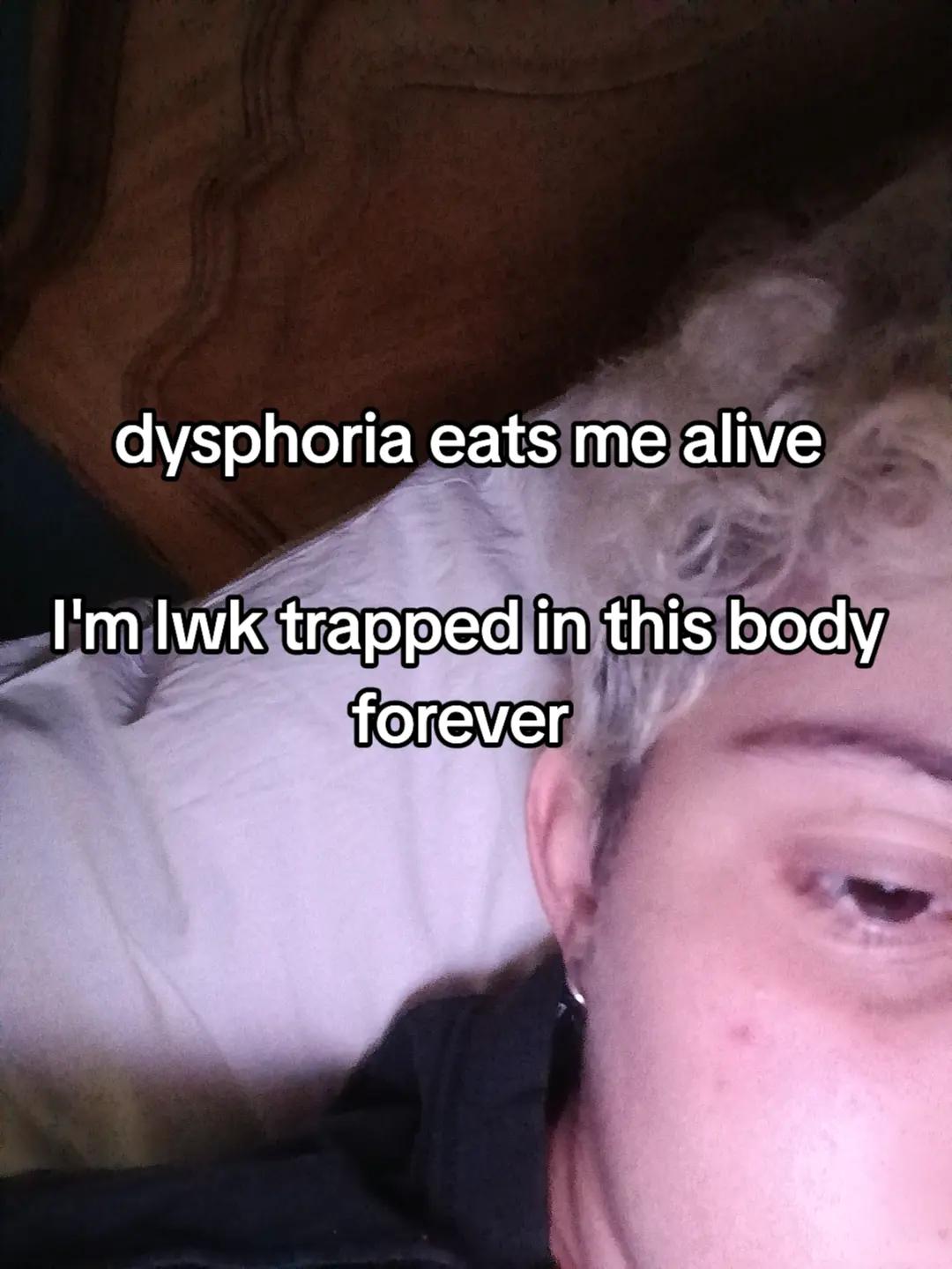 @🧟&zwj;♂️