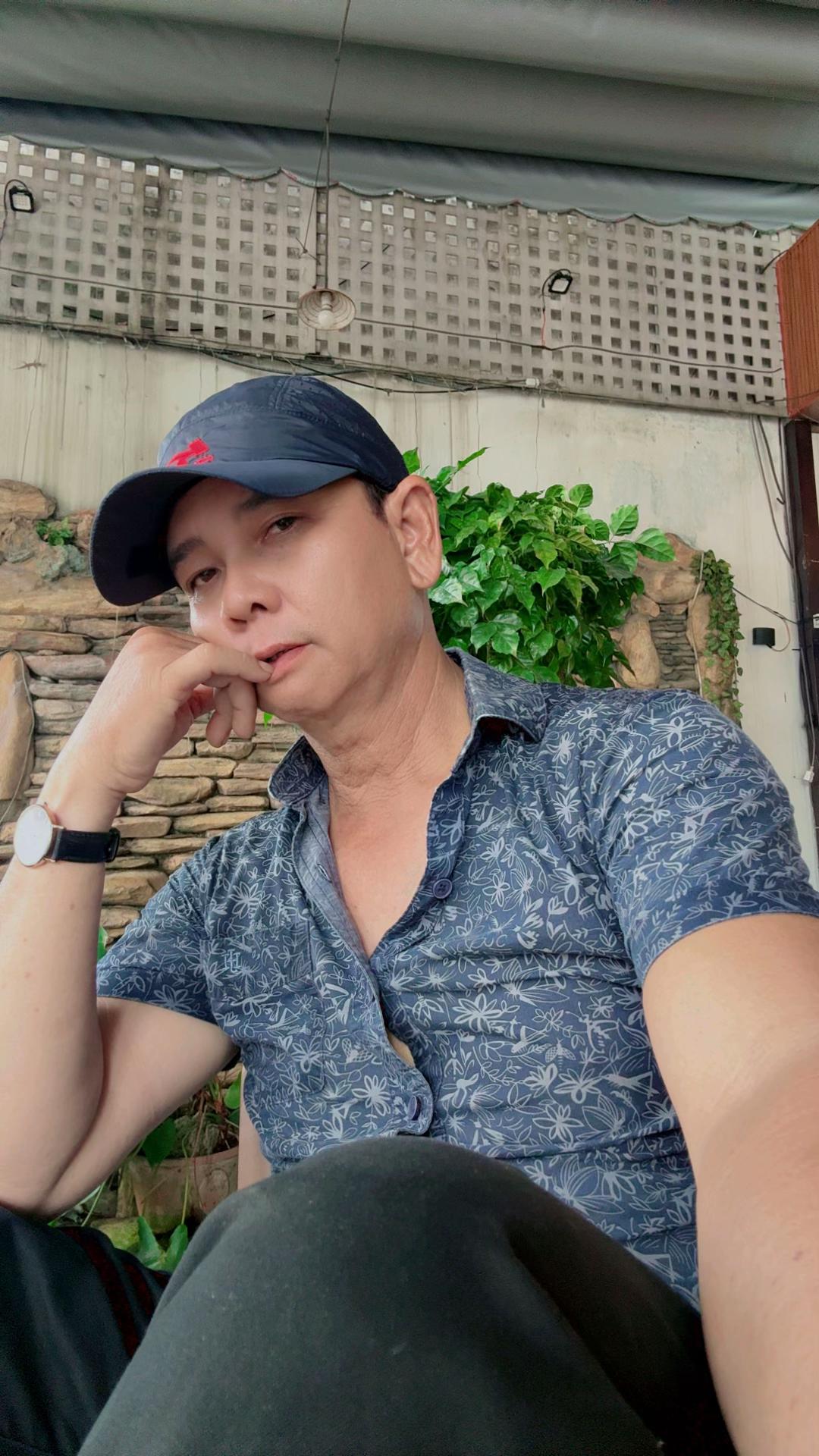@Long Quận 9