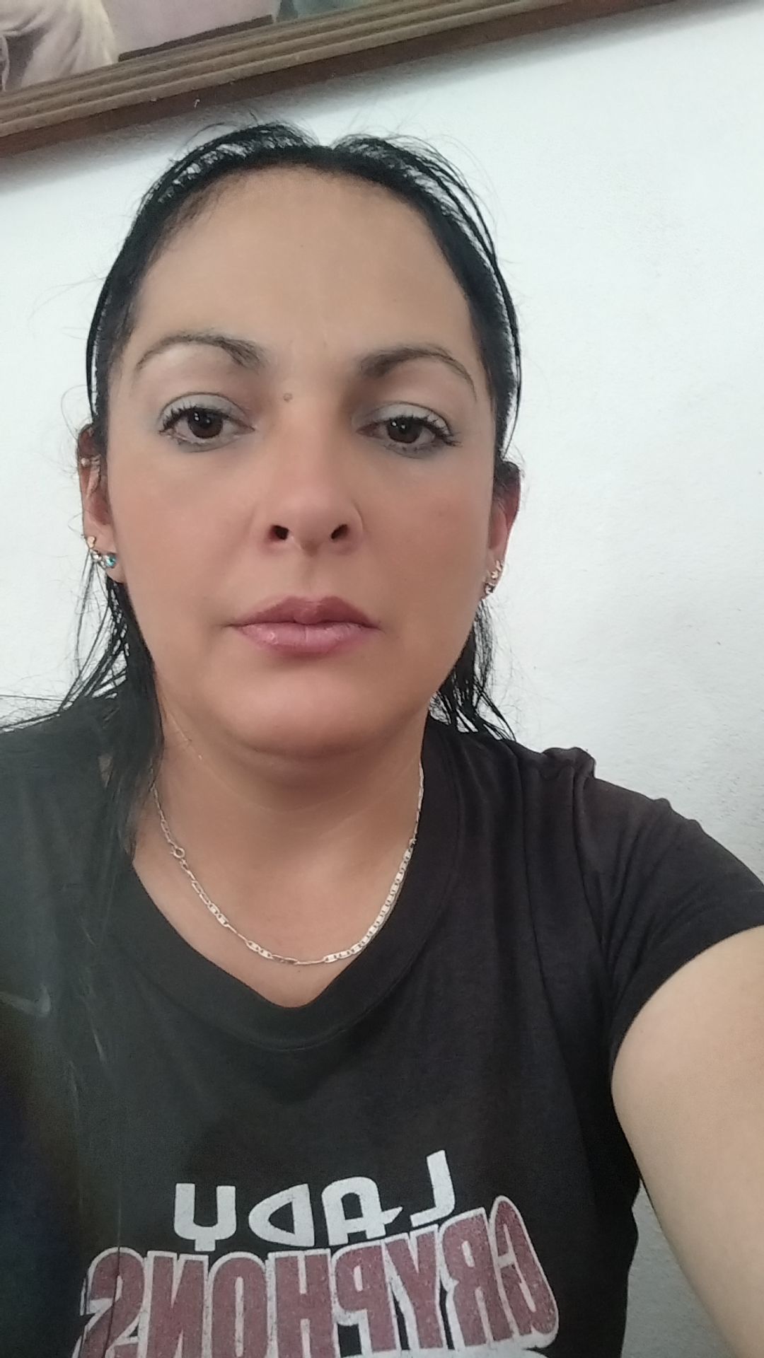@angie Isai
