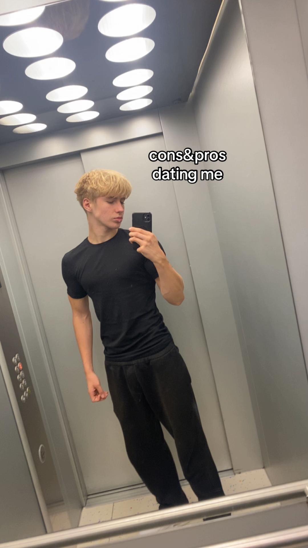 @Jona$💫
