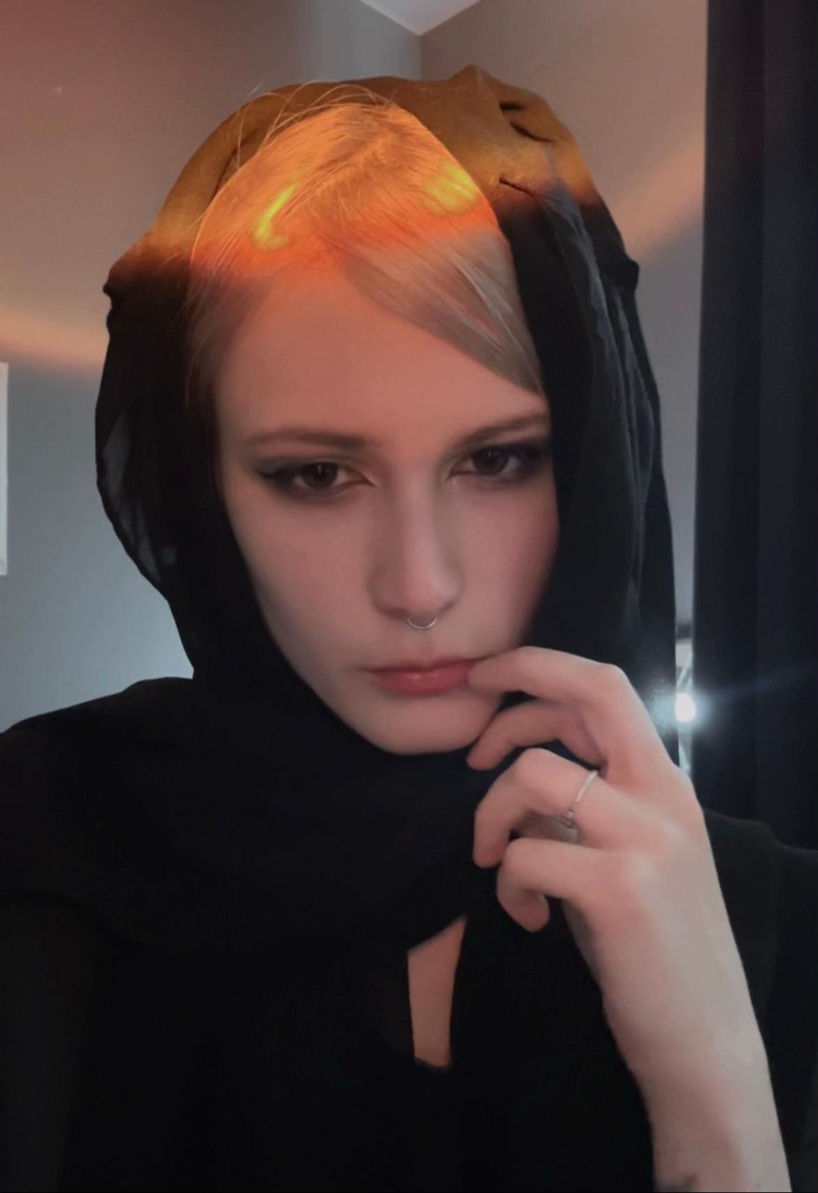 @insaneebtch