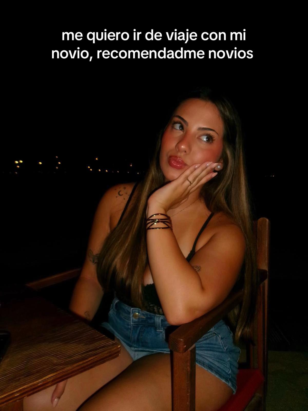 @nadia molina