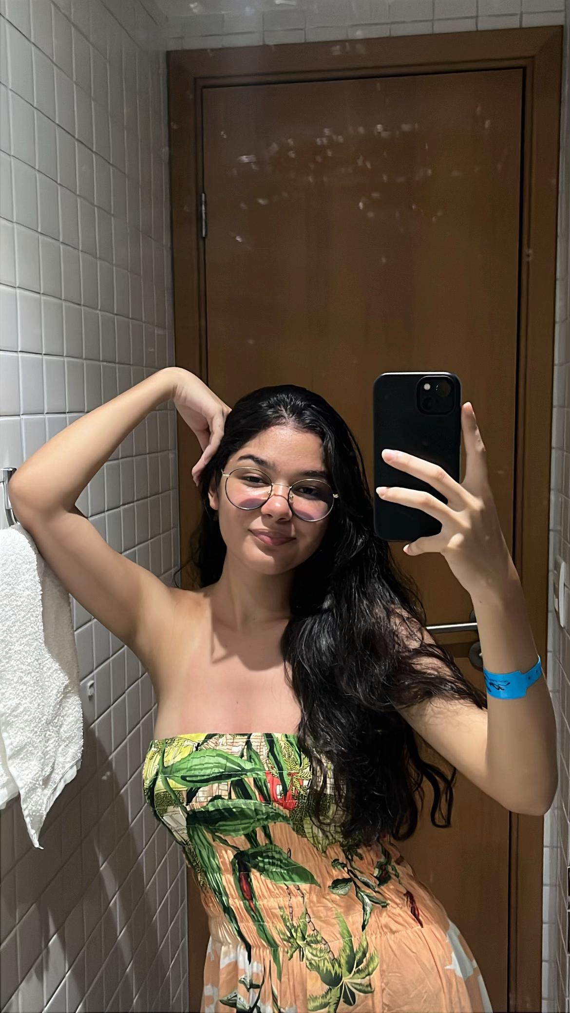 @t.thays_